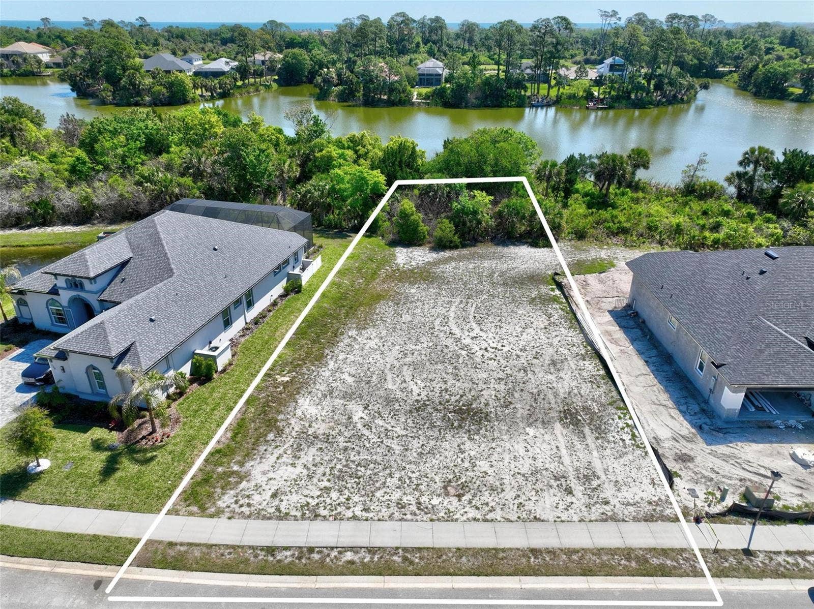 128 N LAKEWALK DRIVE, Palm Coast, FL 32137 The property lines are estimated - Survey on file
