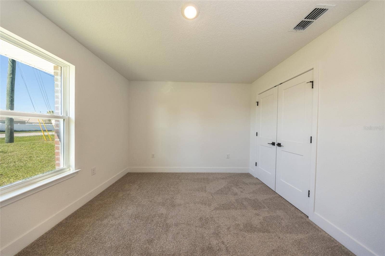 9 LAMAR LANE, Palm Coast, FL 32137 9 LAMAR LANE, Palm Coast, FL 32137