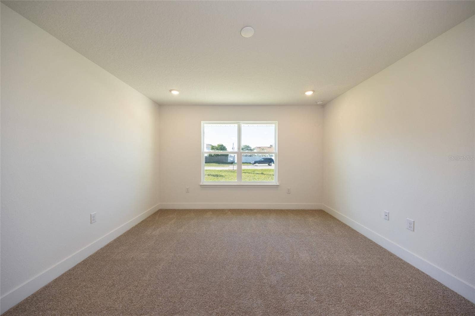 9 LAMAR LANE, Palm Coast, FL 32137 9 LAMAR LANE, Palm Coast, FL 32137