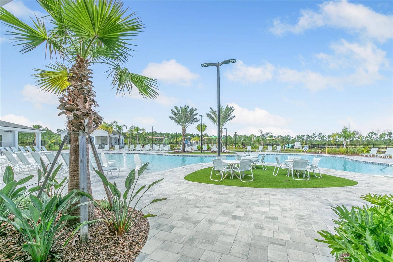 COMMUNITY AMENITIES