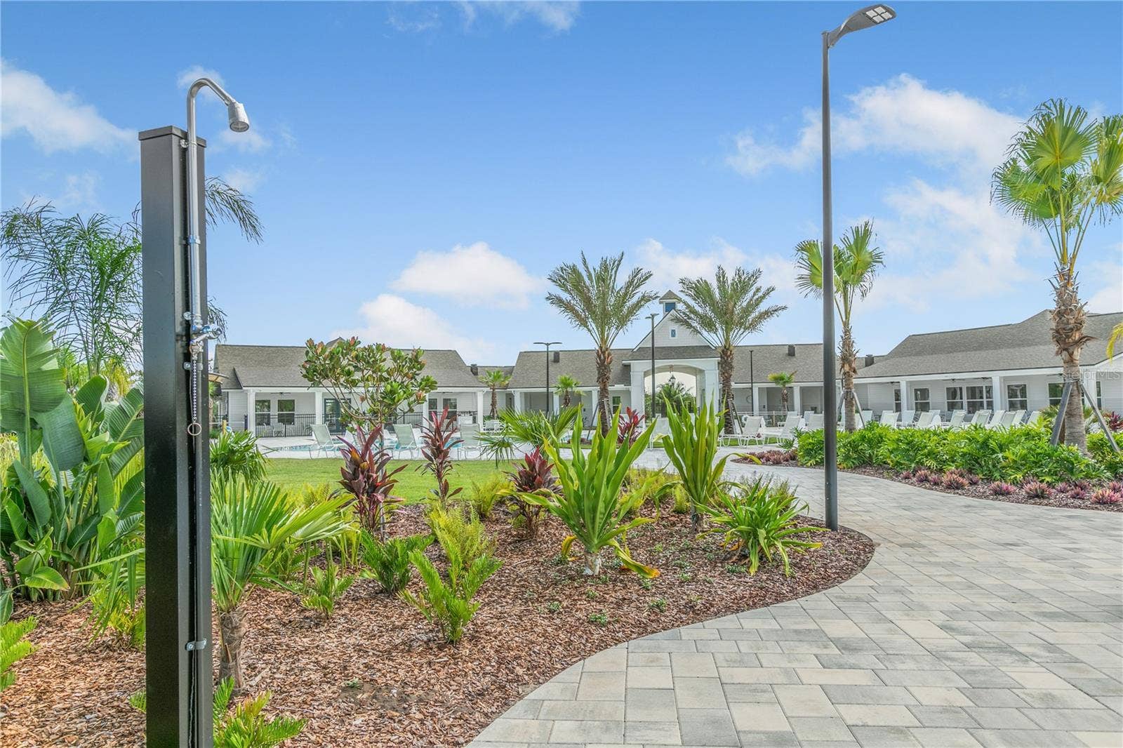 COMMUNITY AMENITIES