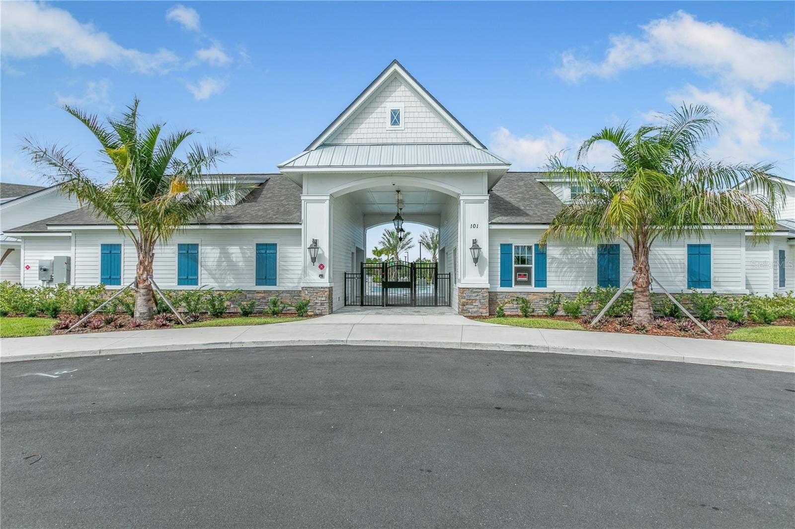 COMMUNITY AMENITIES