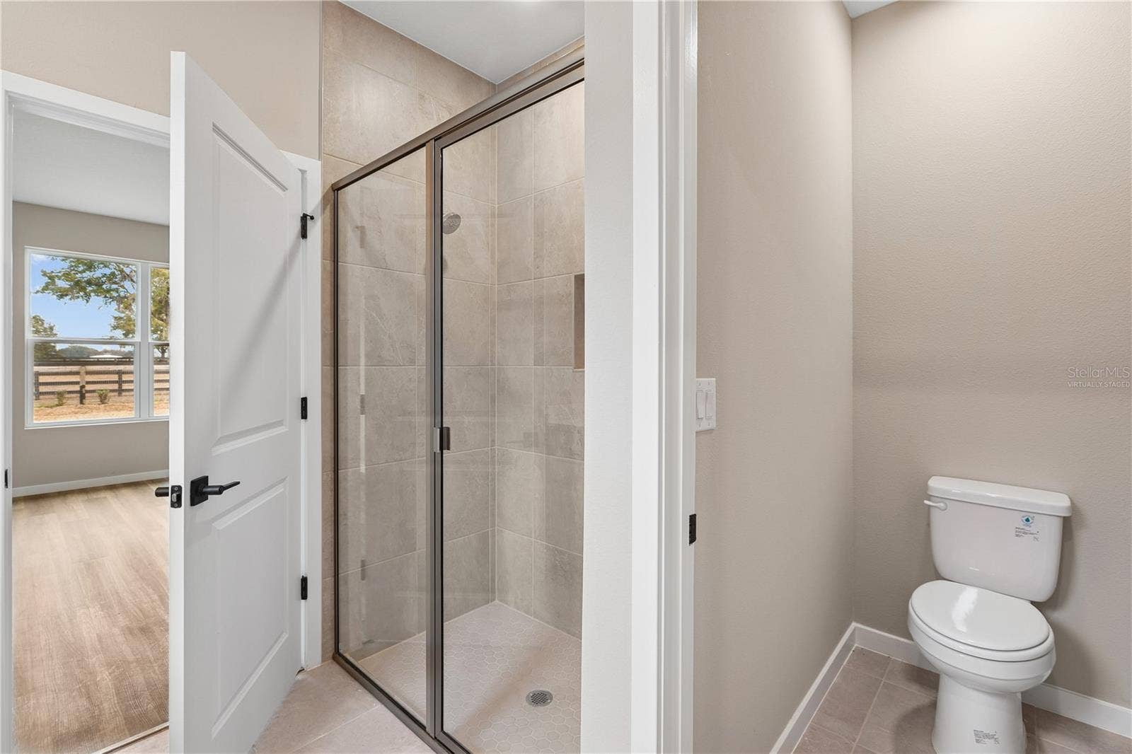 Images are of a similar model; actual home may vary
