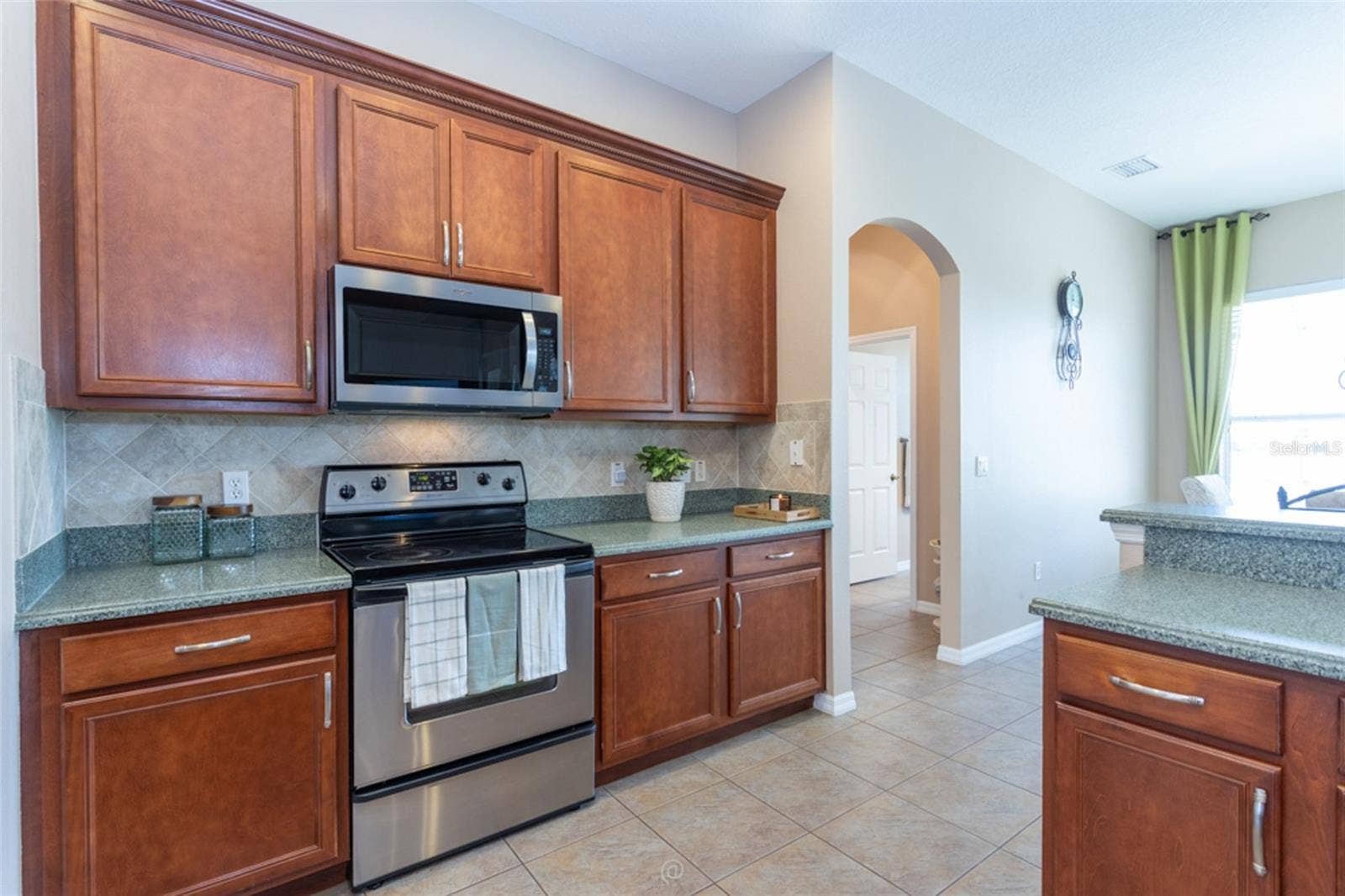 6 S LAKEWALK DRIVE, Palm Coast, FL 32137 6 S LAKEWALK DRIVE, Palm Coast, FL 32137