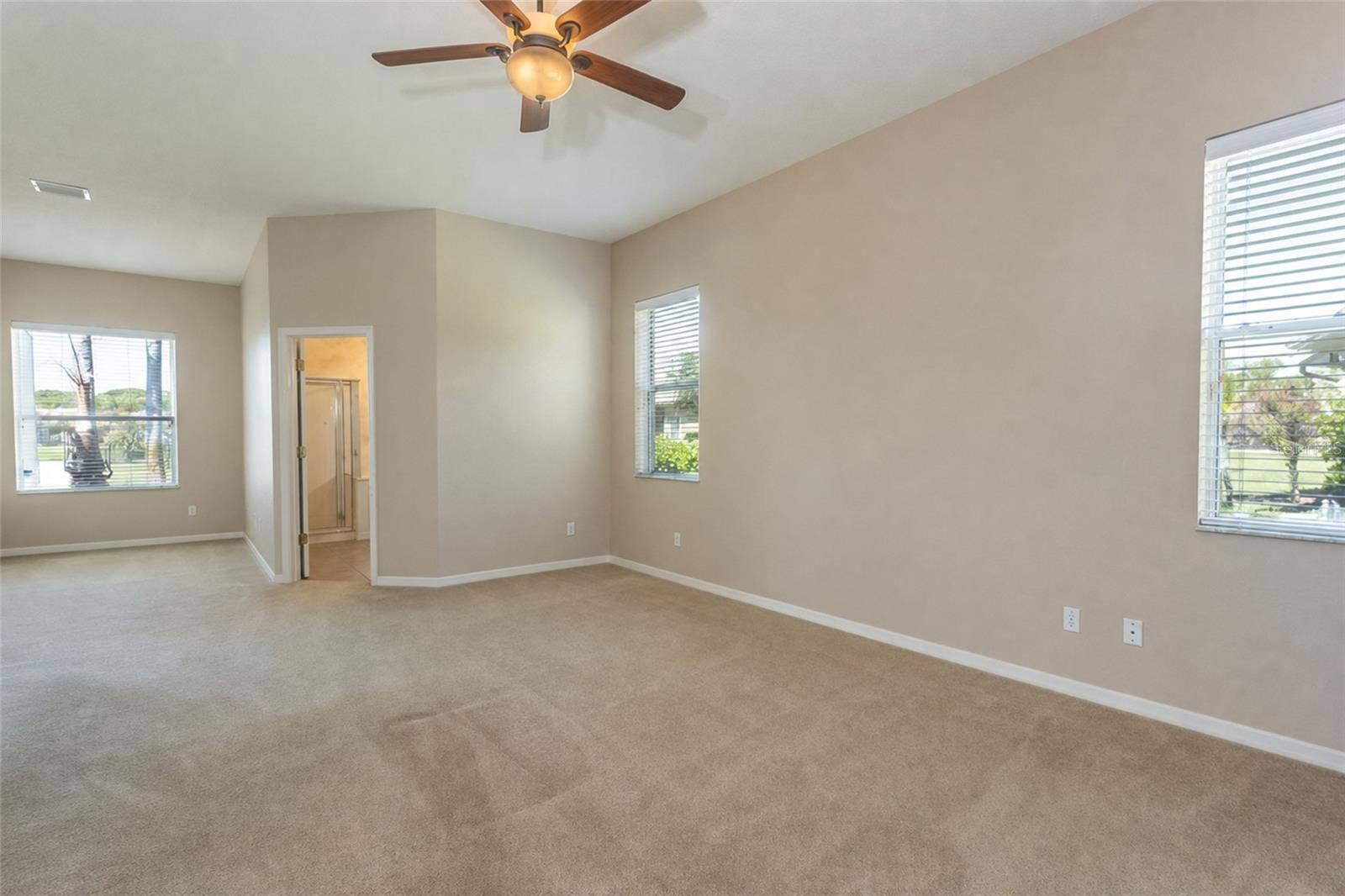 6 S LAKEWALK DRIVE, Palm Coast, FL 32137 6 S LAKEWALK DRIVE, Palm Coast, FL 32137