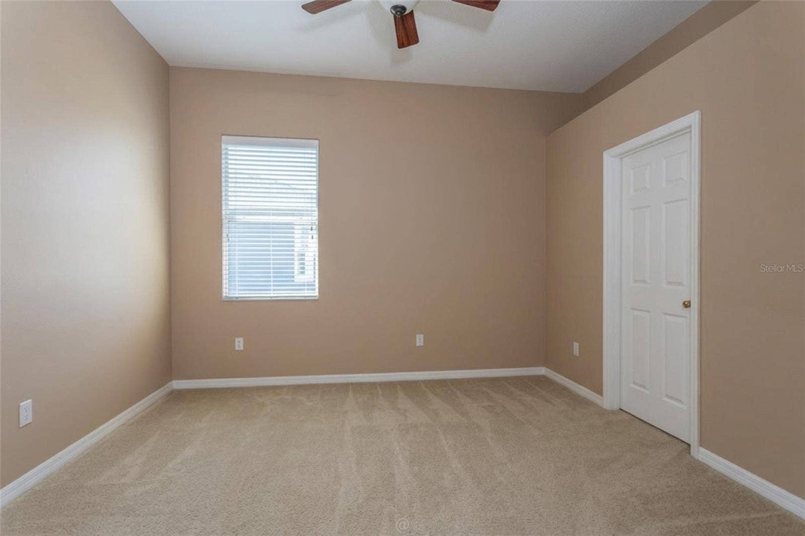 6 S LAKEWALK DRIVE, Palm Coast, FL 32137 6 S LAKEWALK DRIVE, Palm Coast, FL 32137