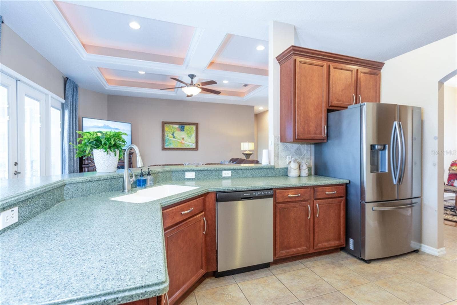 6 S LAKEWALK DRIVE, Palm Coast, FL 32137 6 S LAKEWALK DRIVE, Palm Coast, FL 32137