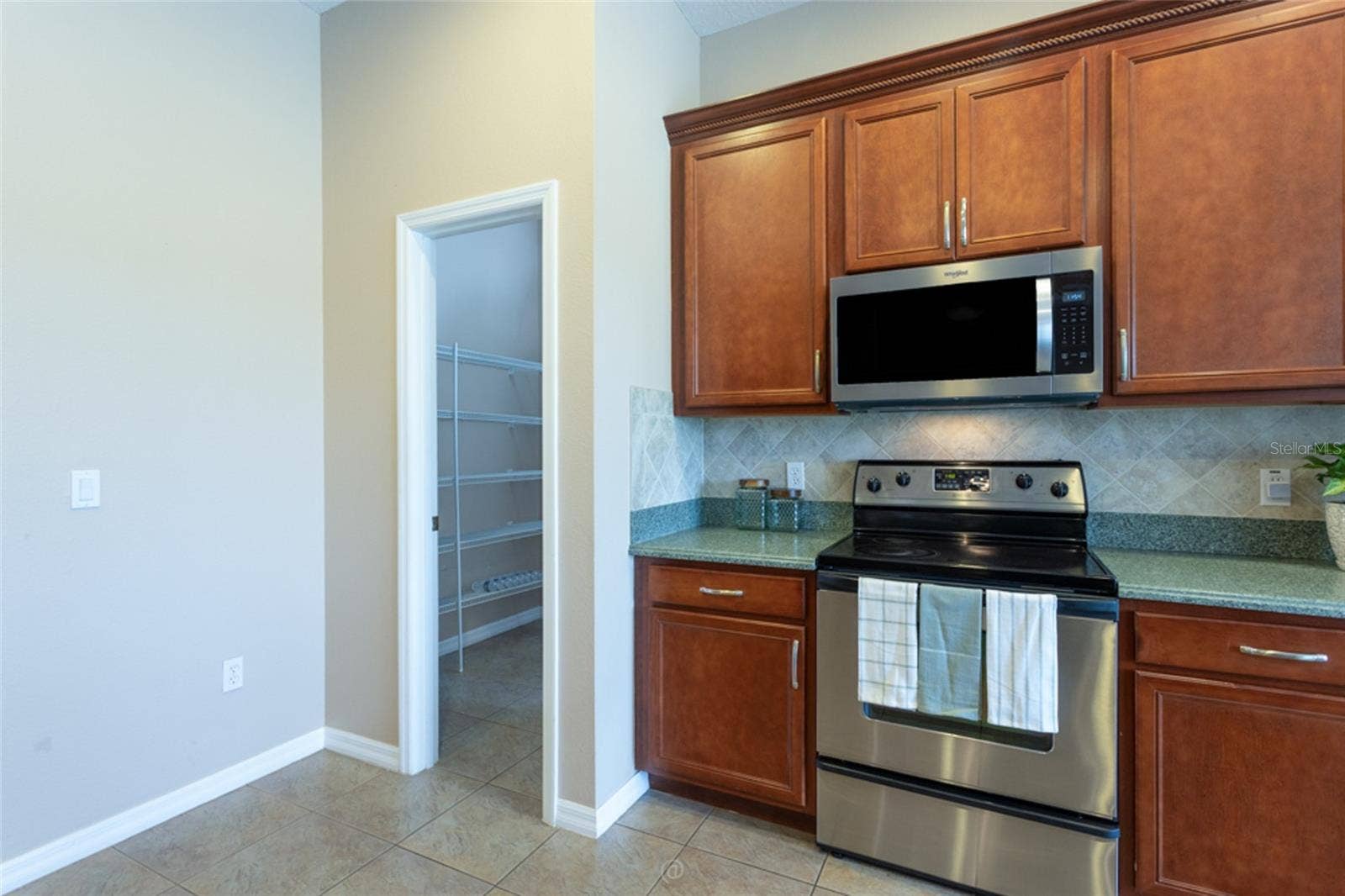 6 S LAKEWALK DRIVE, Palm Coast, FL 32137 6 S LAKEWALK DRIVE, Palm Coast, FL 32137
