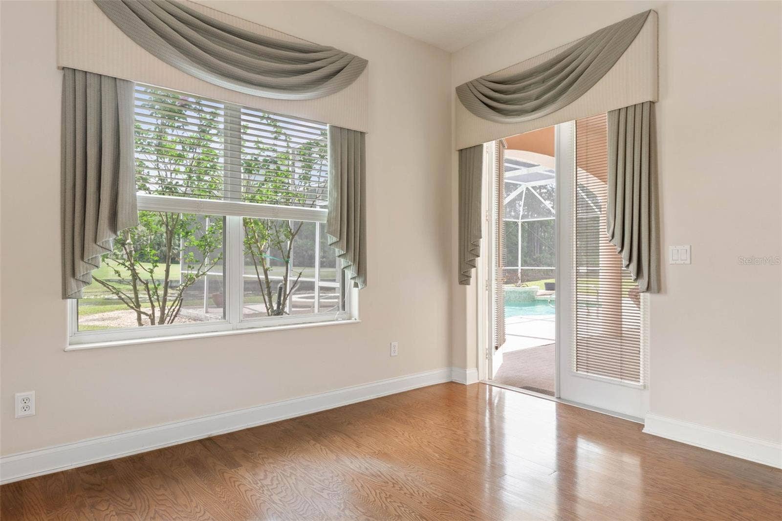 1023 HAMPSTEAD LANE, Ormond Beach, FL 32174 1023 HAMPSTEAD LANE, Ormond Beach, FL 32174