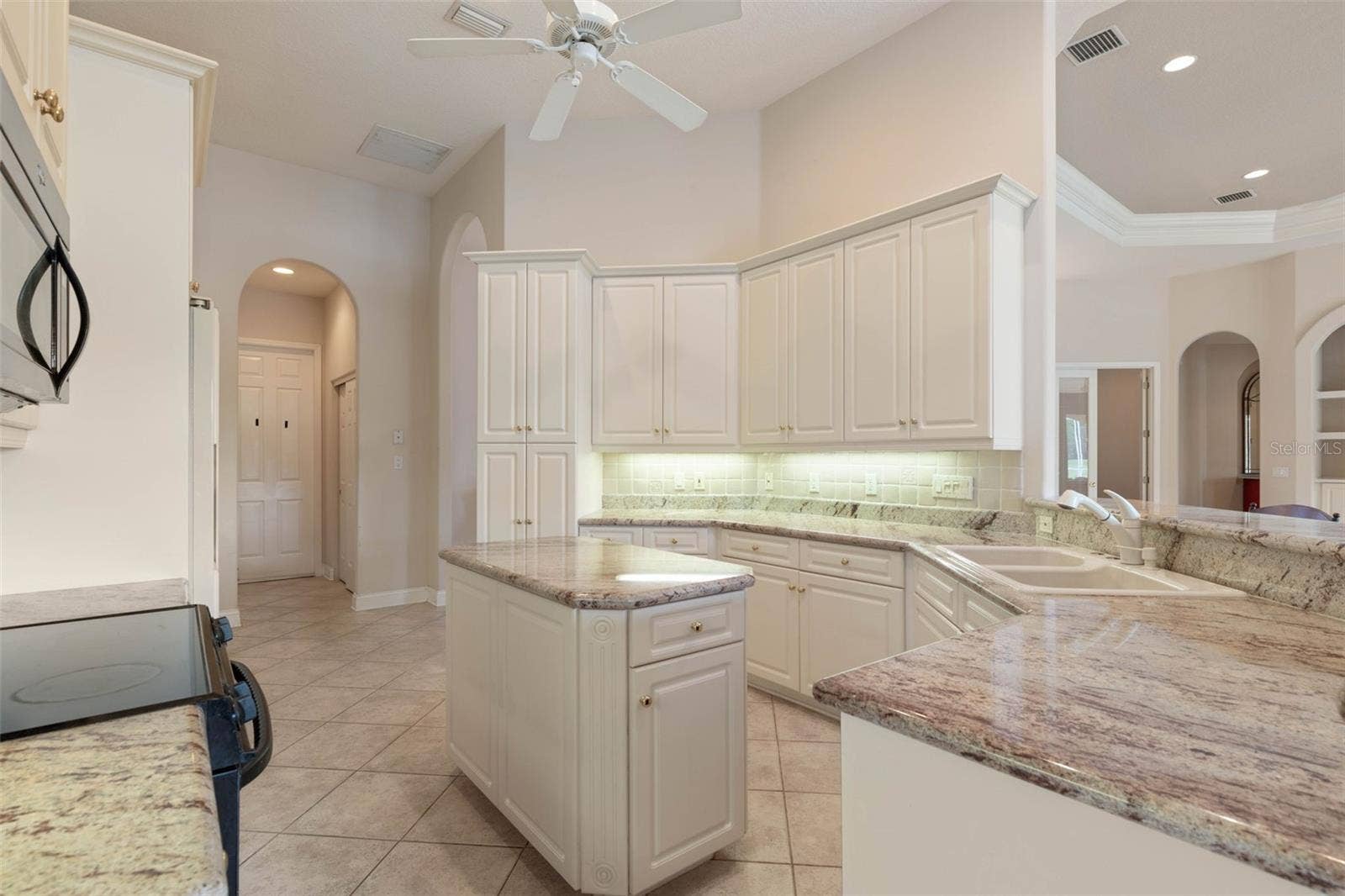 1023 HAMPSTEAD LANE, Ormond Beach, FL 32174 1023 HAMPSTEAD LANE, Ormond Beach, FL 32174