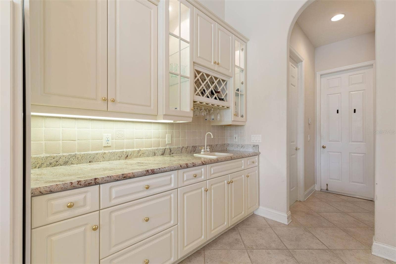 1023 HAMPSTEAD LANE, Ormond Beach, FL 32174 1023 HAMPSTEAD LANE, Ormond Beach, FL 32174
