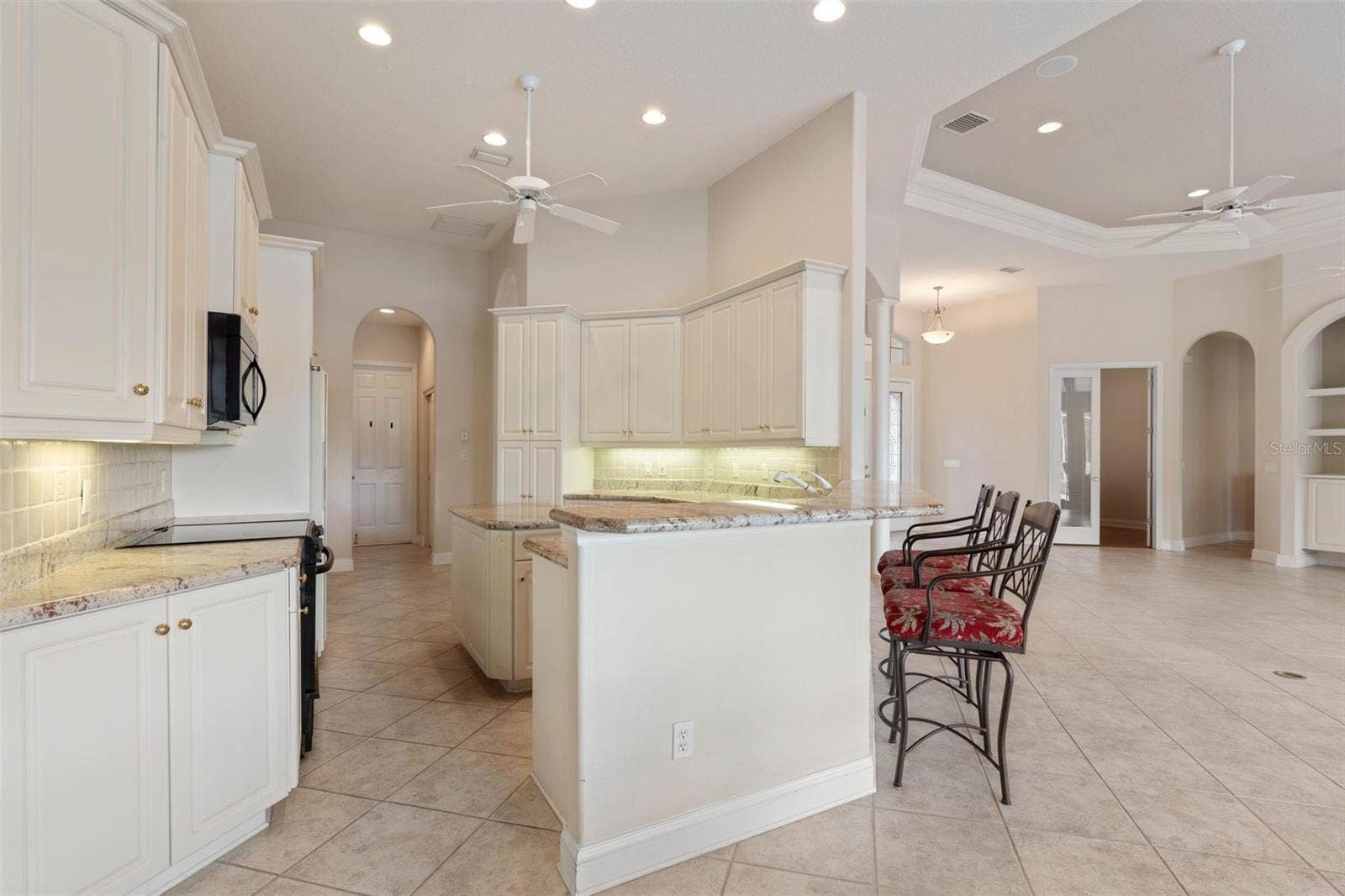 1023 HAMPSTEAD LANE, Ormond Beach, FL 32174 1023 HAMPSTEAD LANE, Ormond Beach, FL 32174