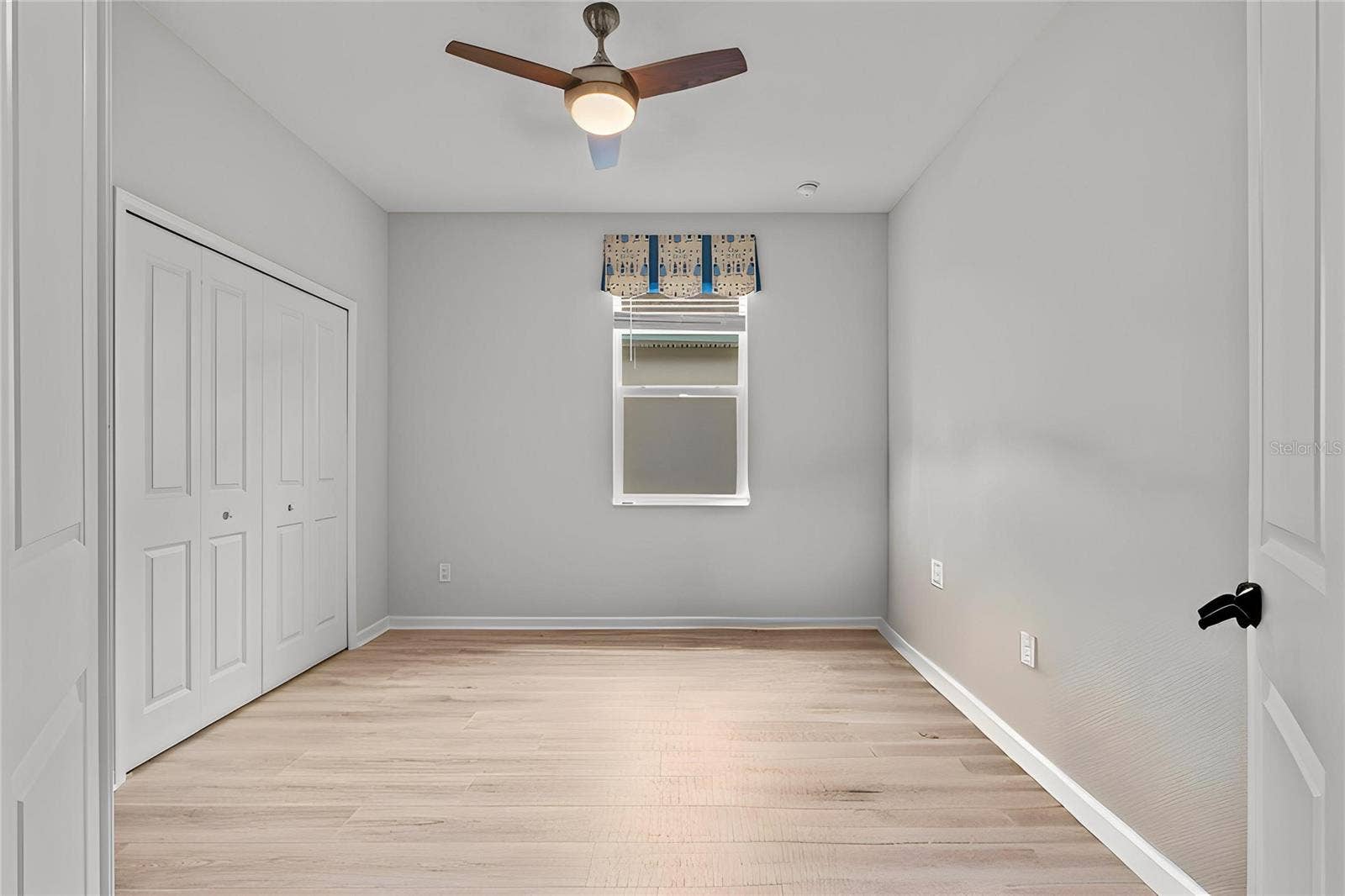466 MARGARITAVILLE AVENUE, Daytona Beach, FL 32124 Guest Bedroom with Double Doors