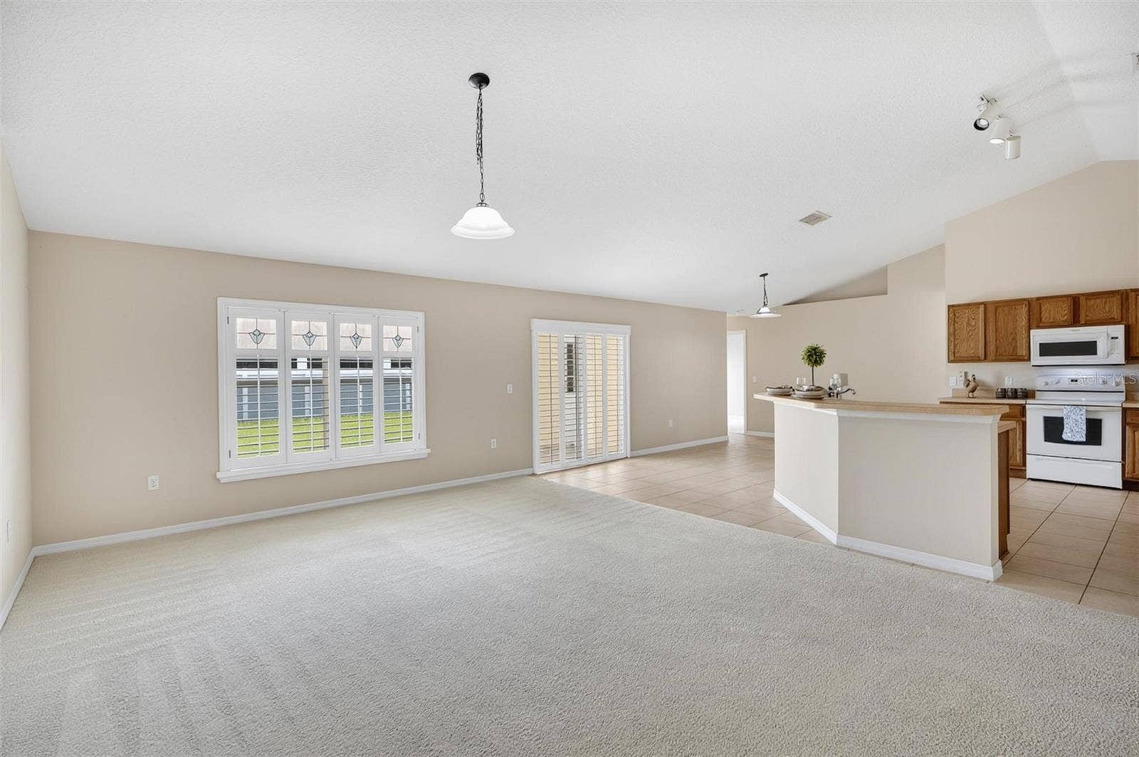 1 ETHAN PL, Palm Coast, FL 32164