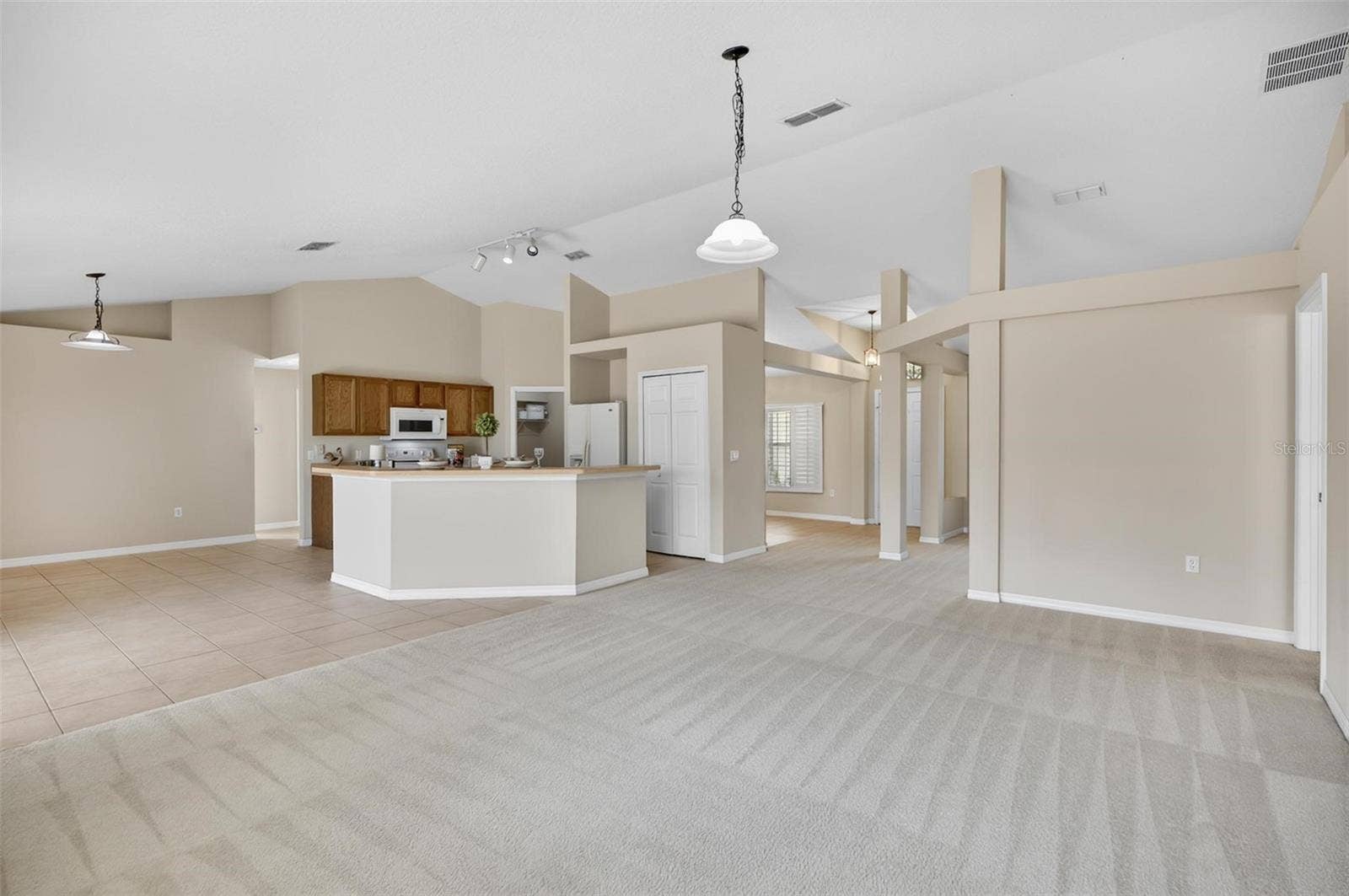 1 ETHAN PL, Palm Coast, FL 32164