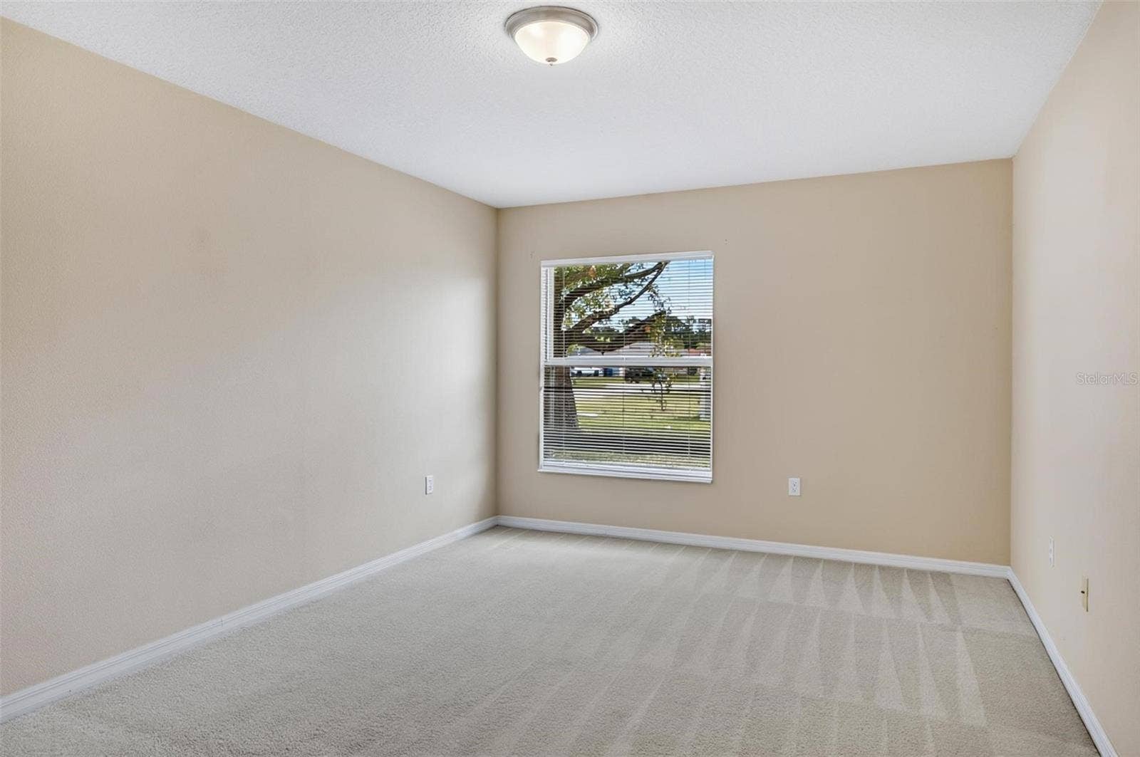 1 ETHAN PL, Palm Coast, FL 32164