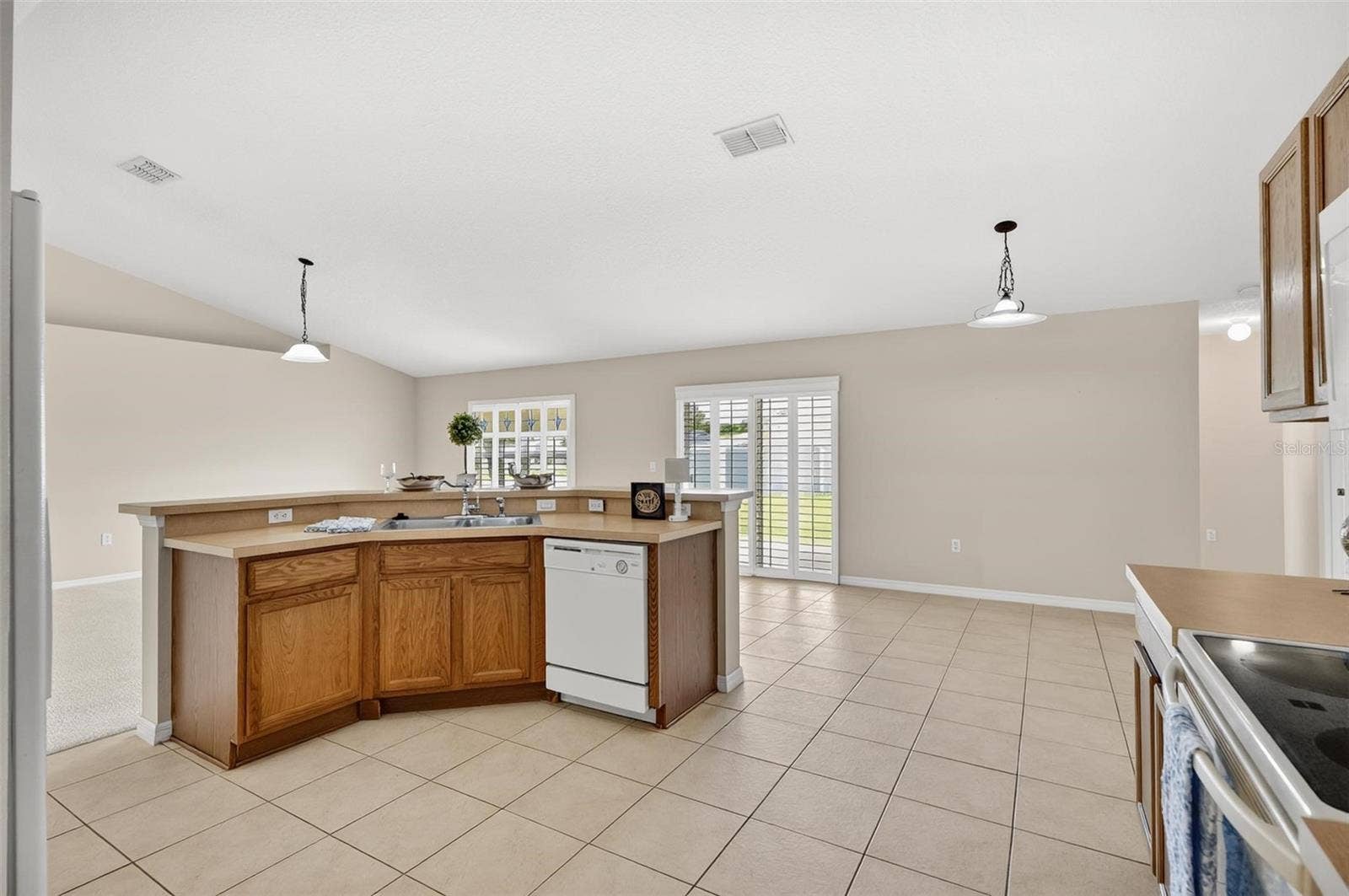 1 ETHAN PL, Palm Coast, FL 32164