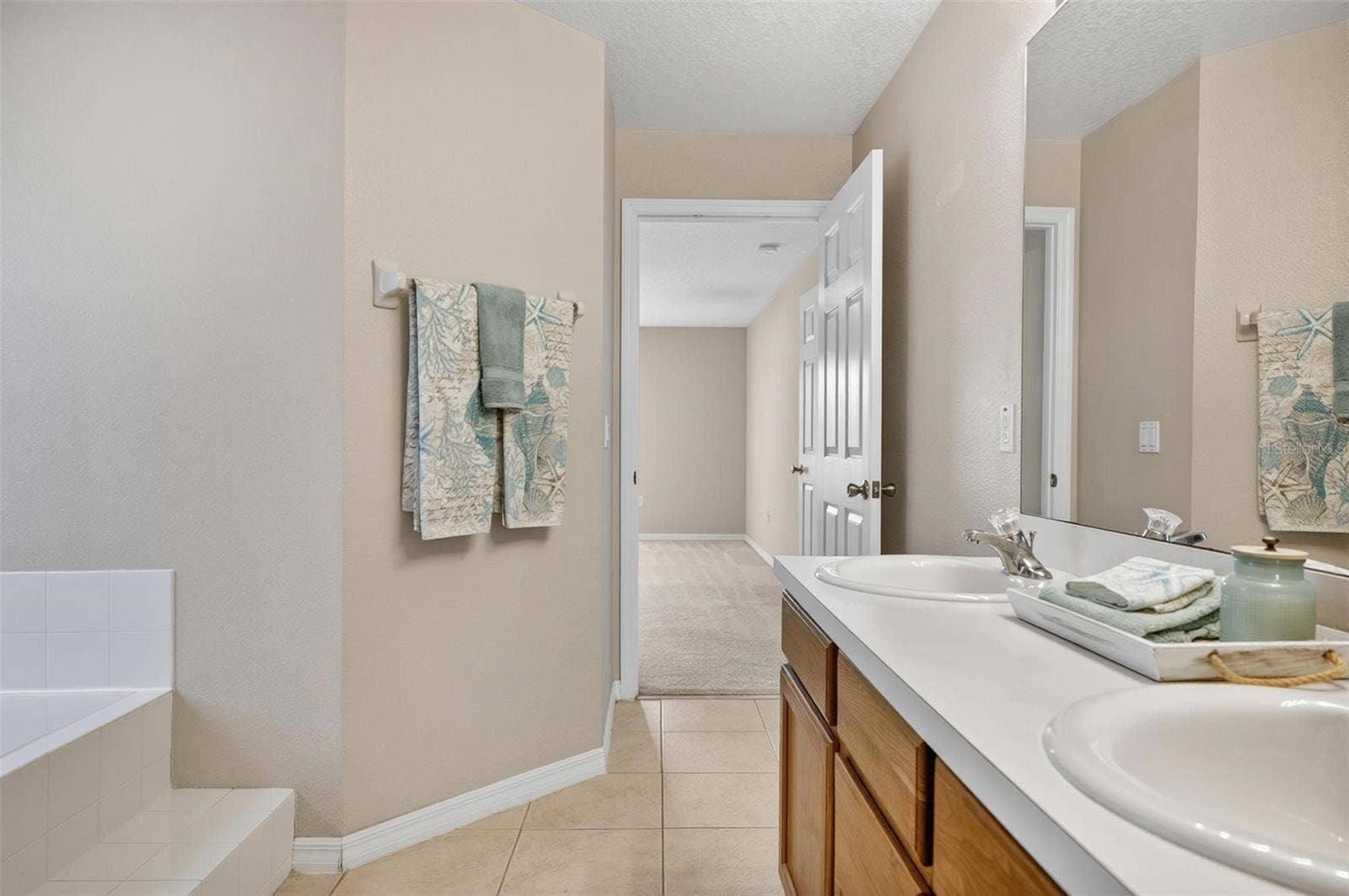1 ETHAN PL, Palm Coast, FL 32164