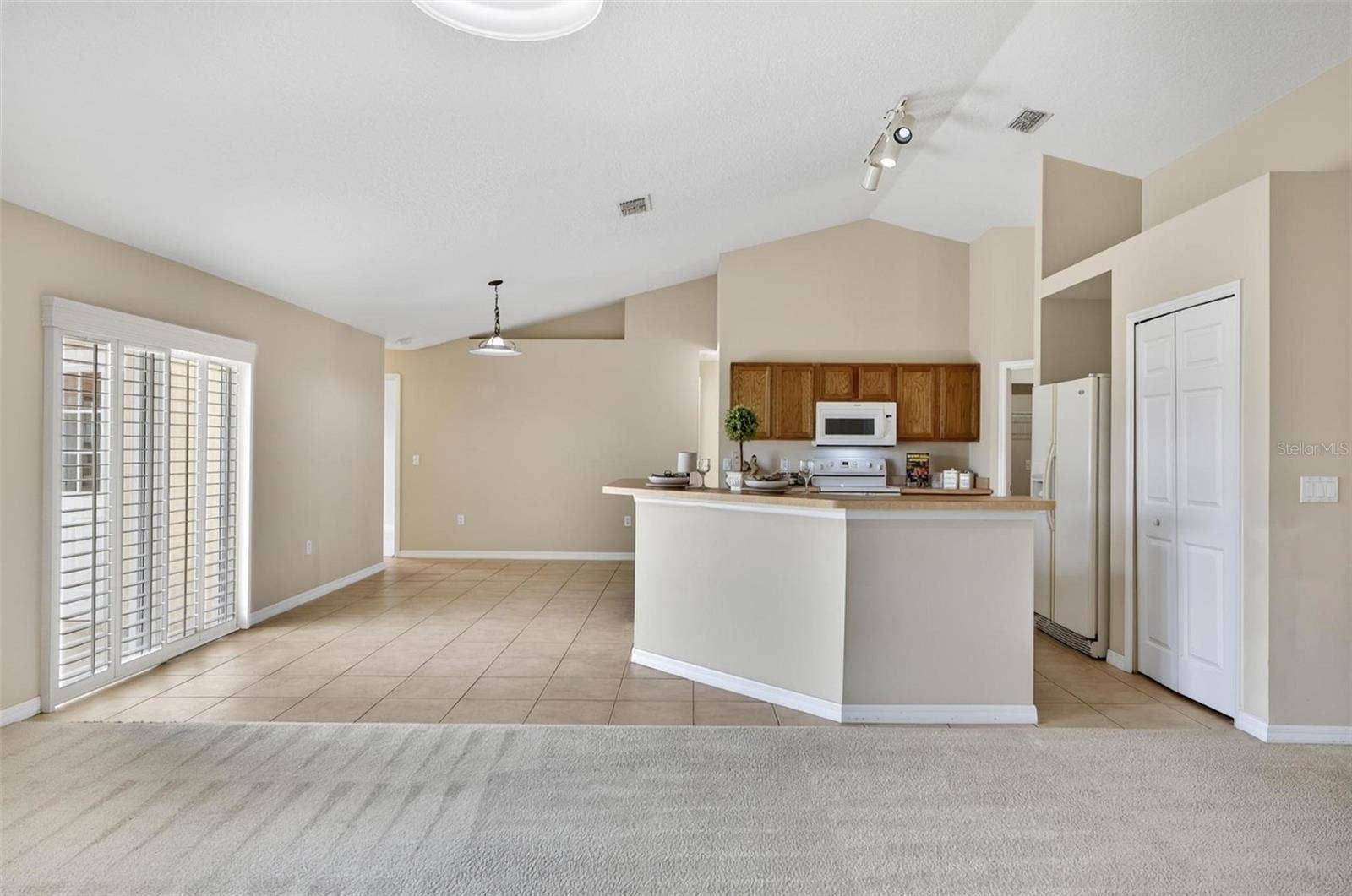 1 ETHAN PL, Palm Coast, FL 32164
