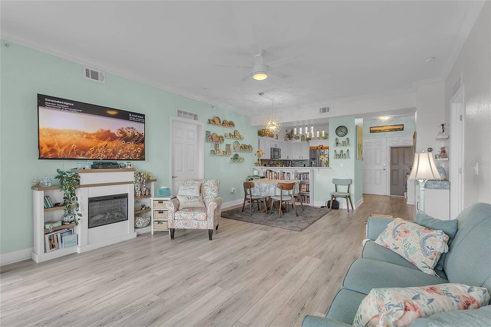 2801 S RIDGEWOOD AVENUE, #502, South Daytona, FL 32119