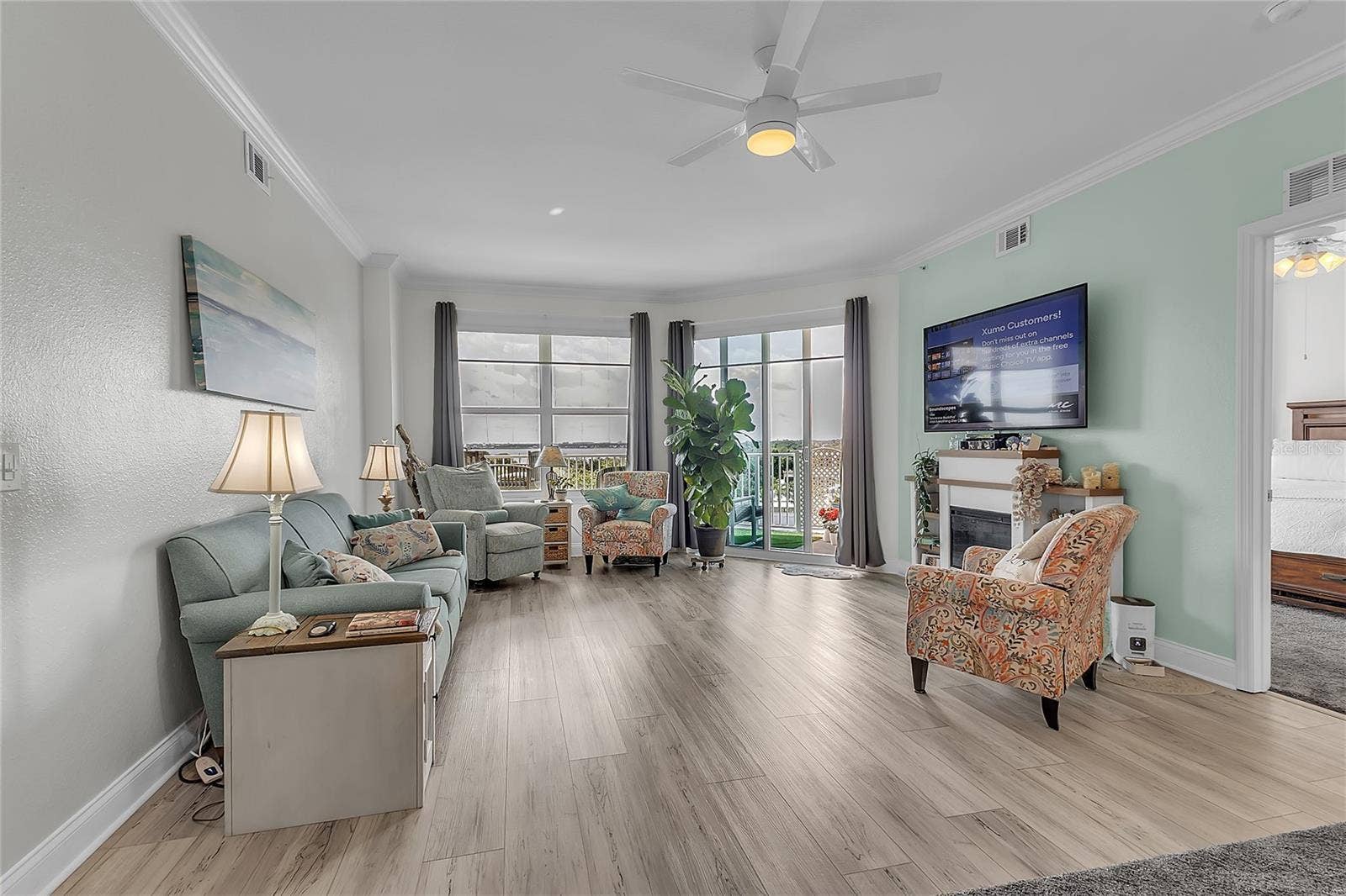 2801 S RIDGEWOOD AVENUE, #502, South Daytona, FL 32119