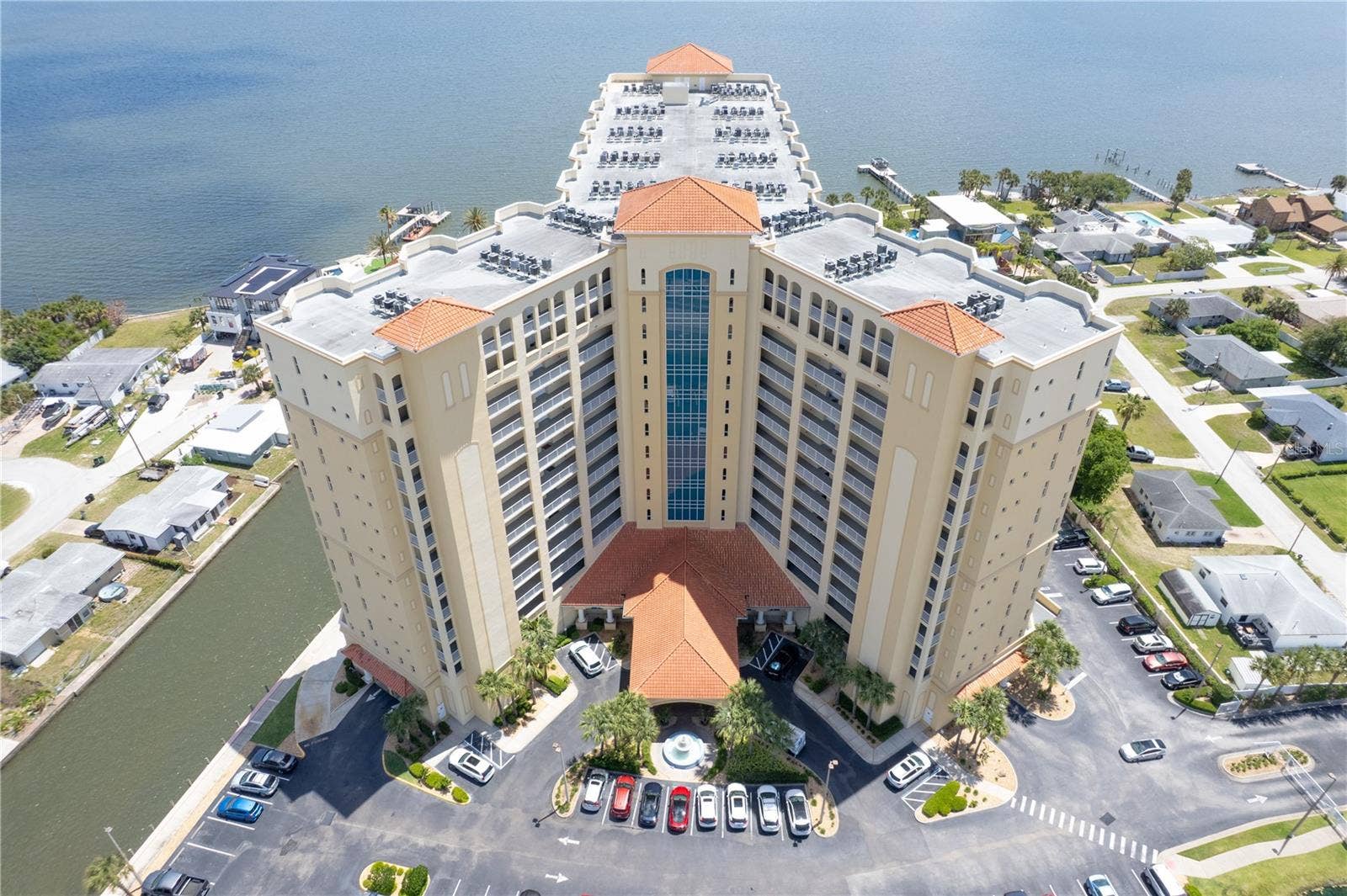 2801 S RIDGEWOOD AVENUE, #502, South Daytona, FL 32119
