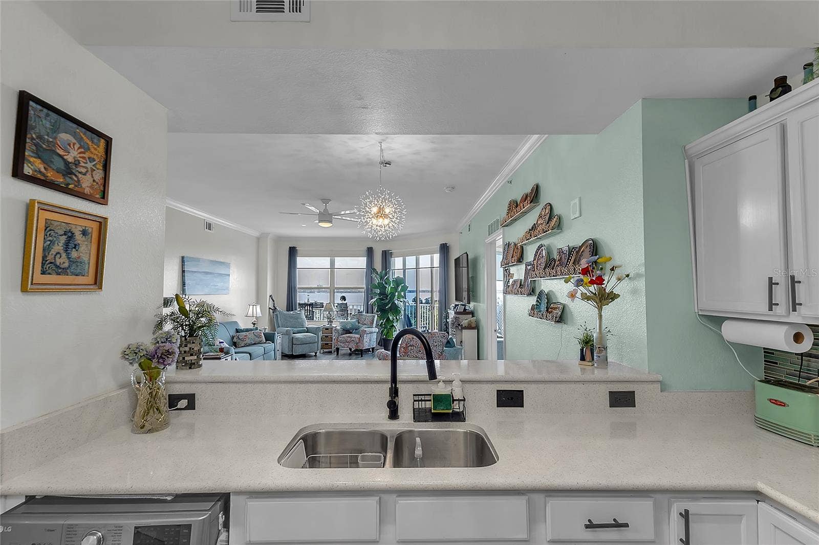 2801 S RIDGEWOOD AVENUE, #502, South Daytona, FL 32119