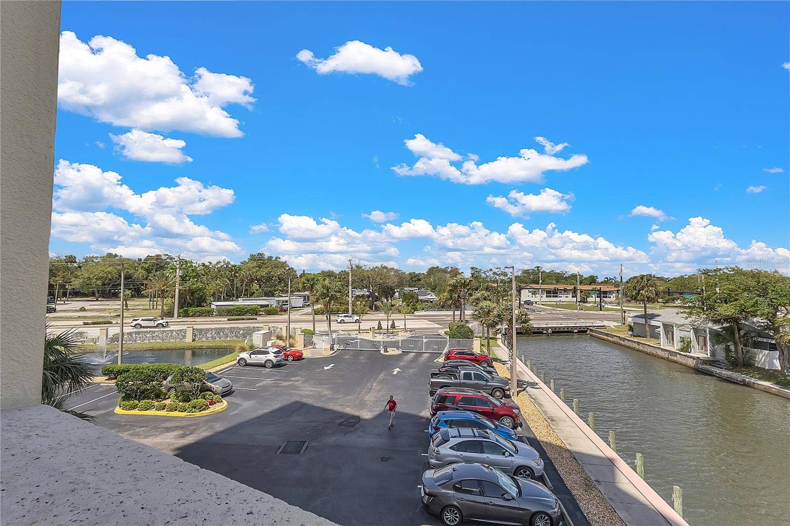 2801 S RIDGEWOOD AVENUE, #502, South Daytona, FL 32119