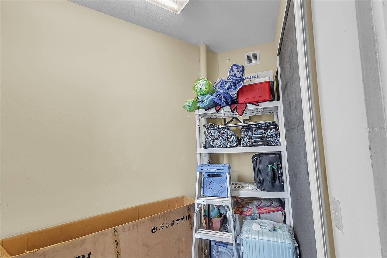 2801 S RIDGEWOOD AVENUE, #502, South Daytona, FL 32119