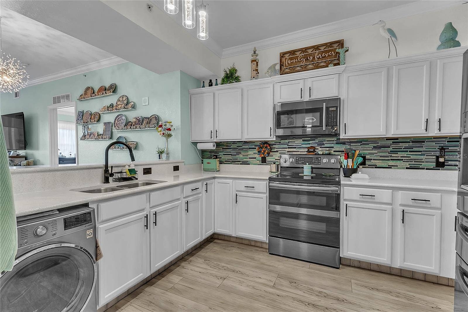 2801 S RIDGEWOOD AVENUE, #502, South Daytona, FL 32119