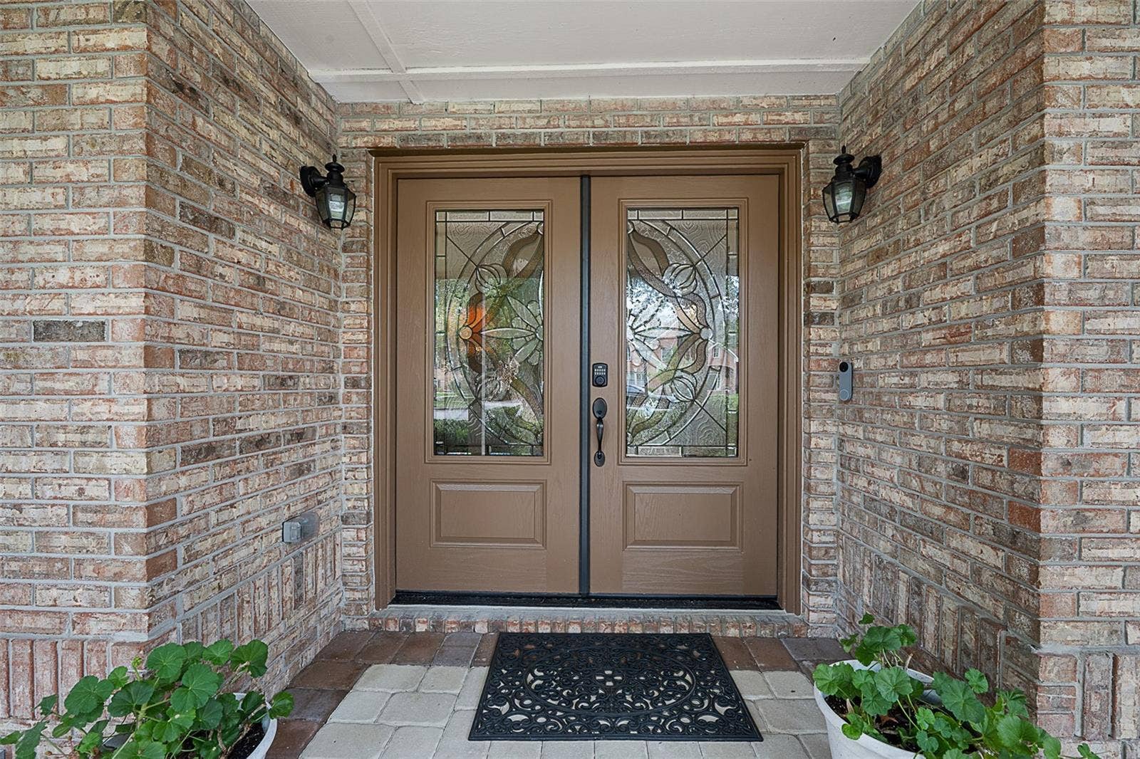 1 CROOKED BRIDGE WAY, Ormond Beach, FL 32174 Gorgeous brand new front doors