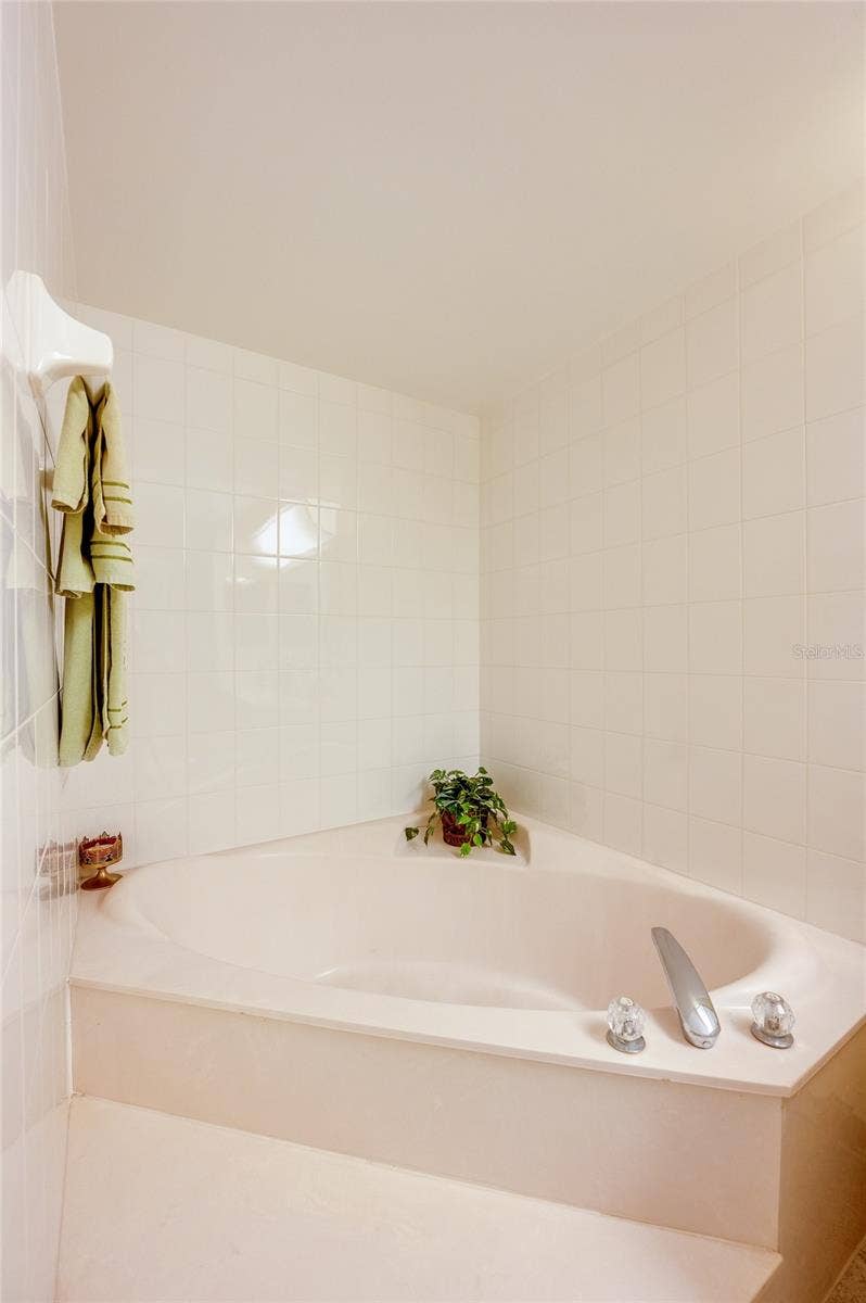 4555 S ATLANTIC AVENUE, #4304, Port Orange, FL 32127 4555 S ATLANTIC AVENUE, #4304, Port Orange, FL 32127