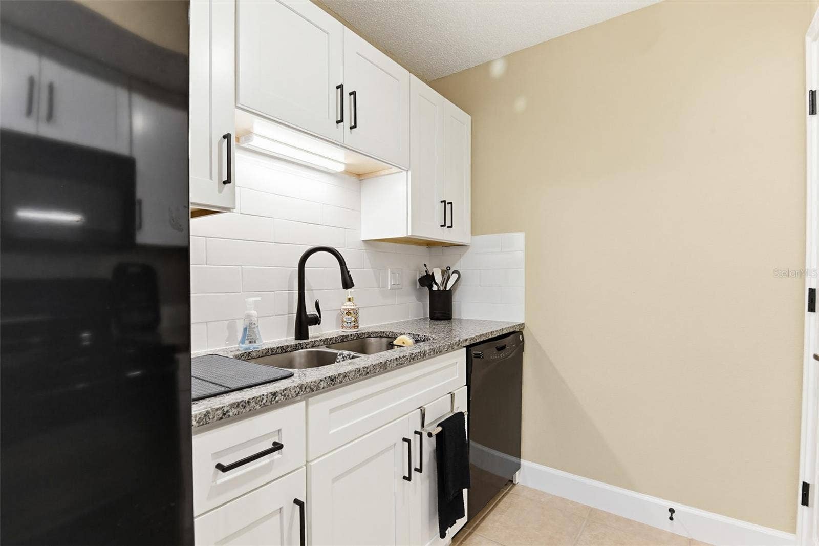 1600 BIG TREE ROAD, #G3, South Daytona, FL 32119 1600 BIG TREE ROAD, #G3, South Daytona, FL 32119
