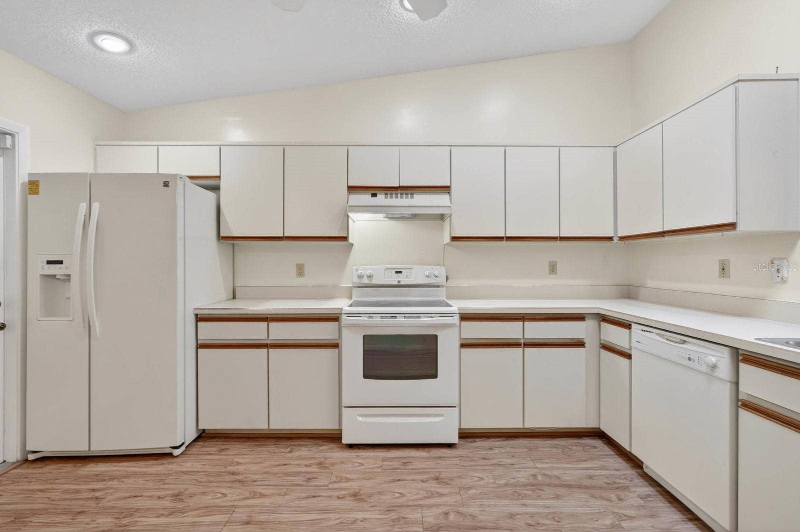 12 LAKE FOREST CIRCLE N, Palm Coast, FL 32137 12 LAKE FOREST CIRCLE N, Palm Coast, FL 32137