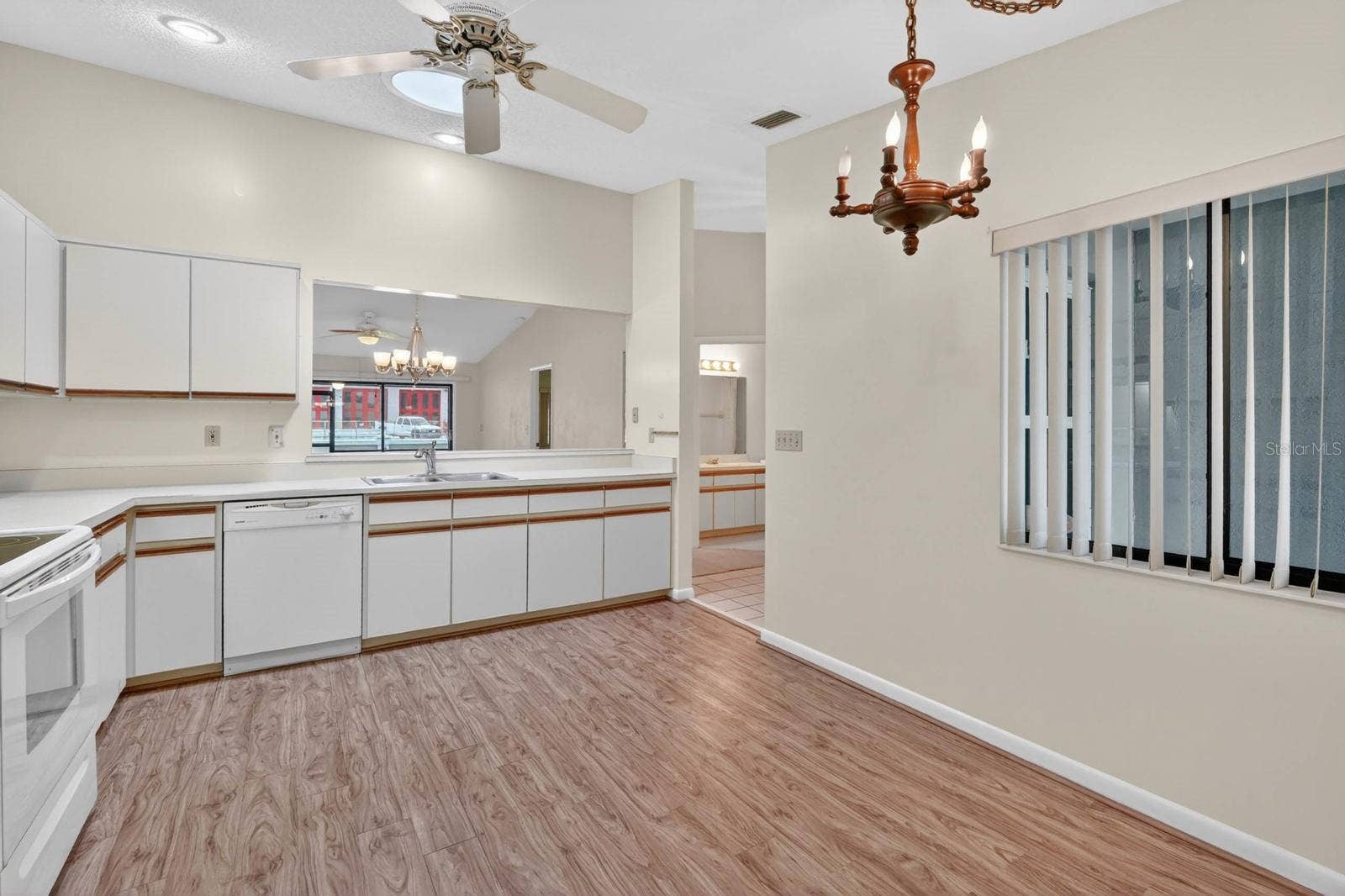 12 LAKE FOREST CIRCLE N, Palm Coast, FL 32137 12 LAKE FOREST CIRCLE N, Palm Coast, FL 32137