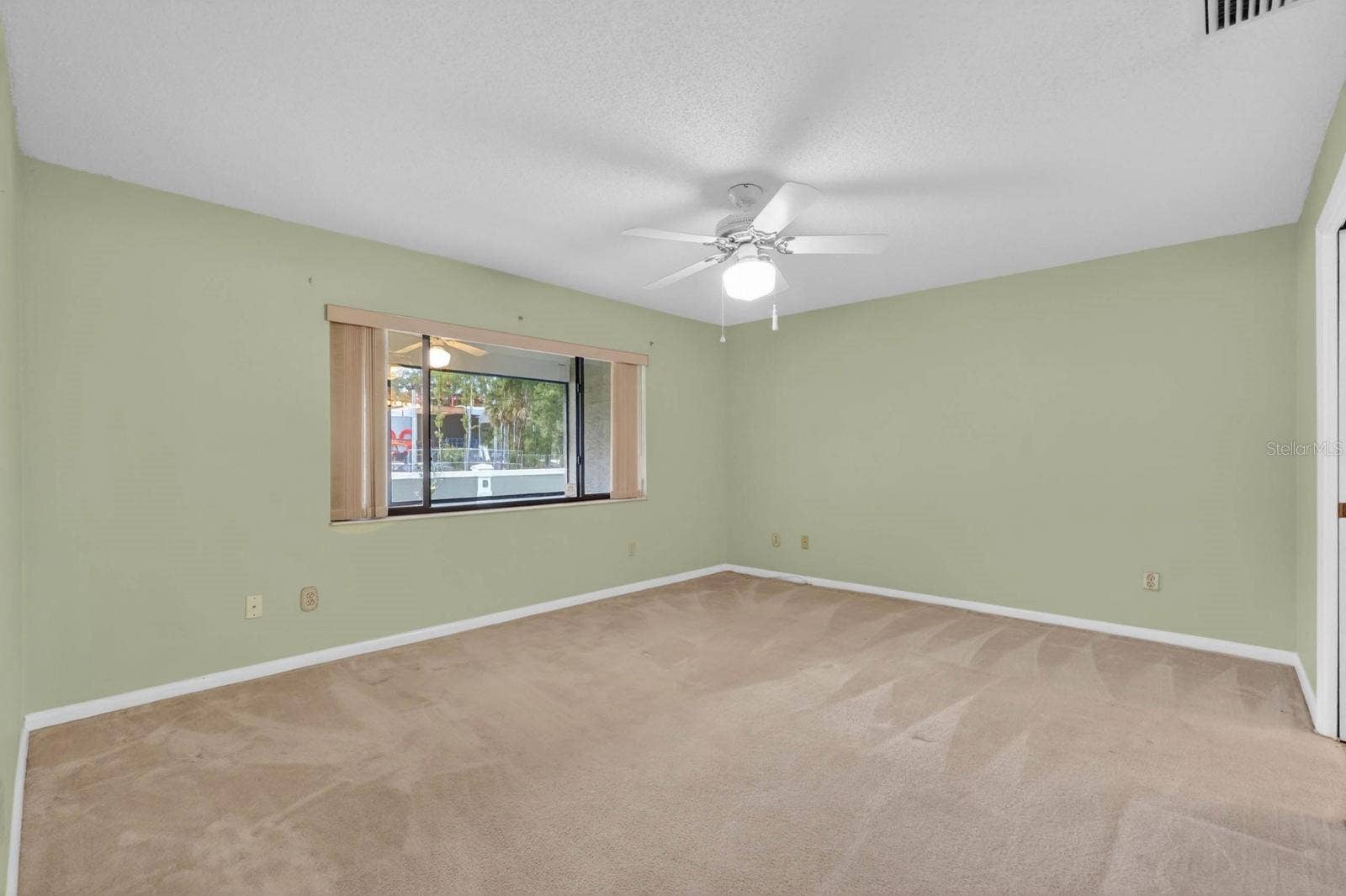 12 LAKE FOREST CIRCLE N, Palm Coast, FL 32137 12 LAKE FOREST CIRCLE N, Palm Coast, FL 32137