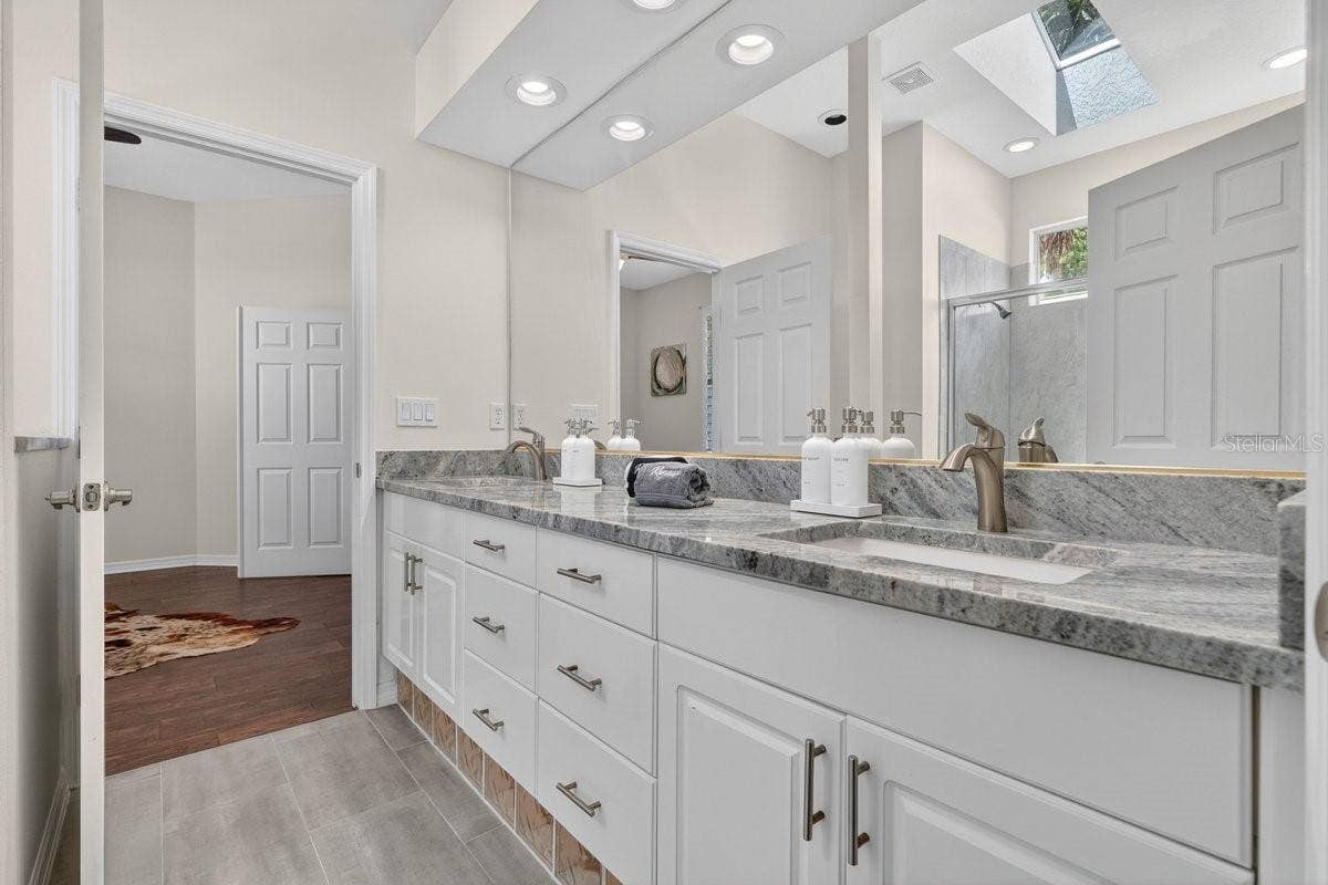 941 GEORGE HECKER DRIVE, South Daytona, FL 32119 941 GEORGE HECKER DRIVE, South Daytona, FL 32119