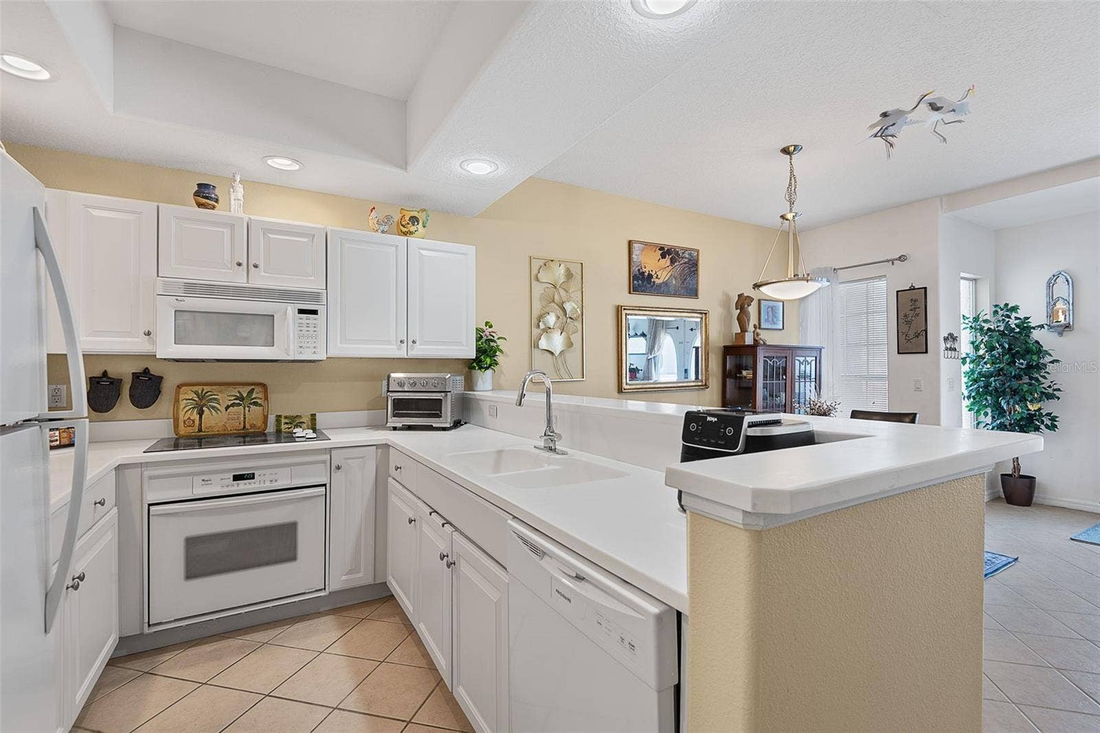 100 PALM HARBOR PARKWAY, #10, Palm Coast, FL 32137 100 PALM HARBOR PARKWAY, #10, Palm Coast, FL 32137