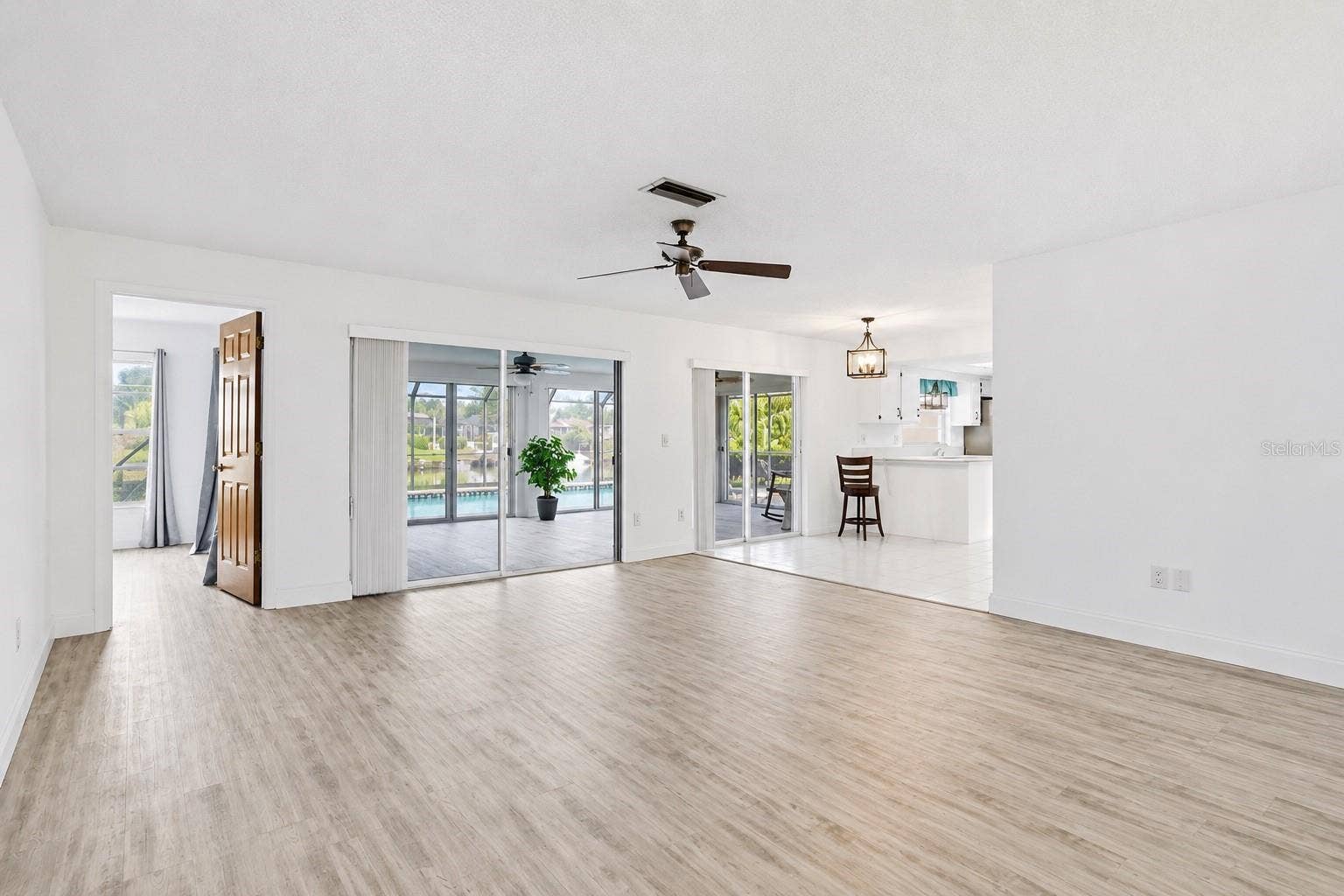 31 FLEMING COURT, Palm Coast, FL 32137 31 FLEMING COURT, Palm Coast, FL 32137