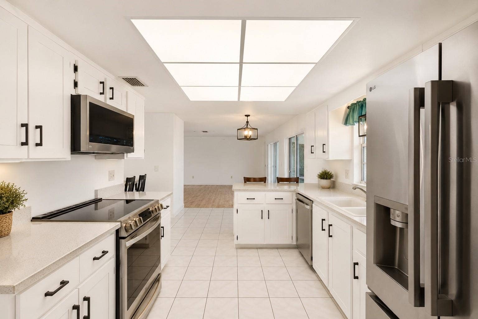 31 FLEMING COURT, Palm Coast, FL 32137 31 FLEMING COURT, Palm Coast, FL 32137