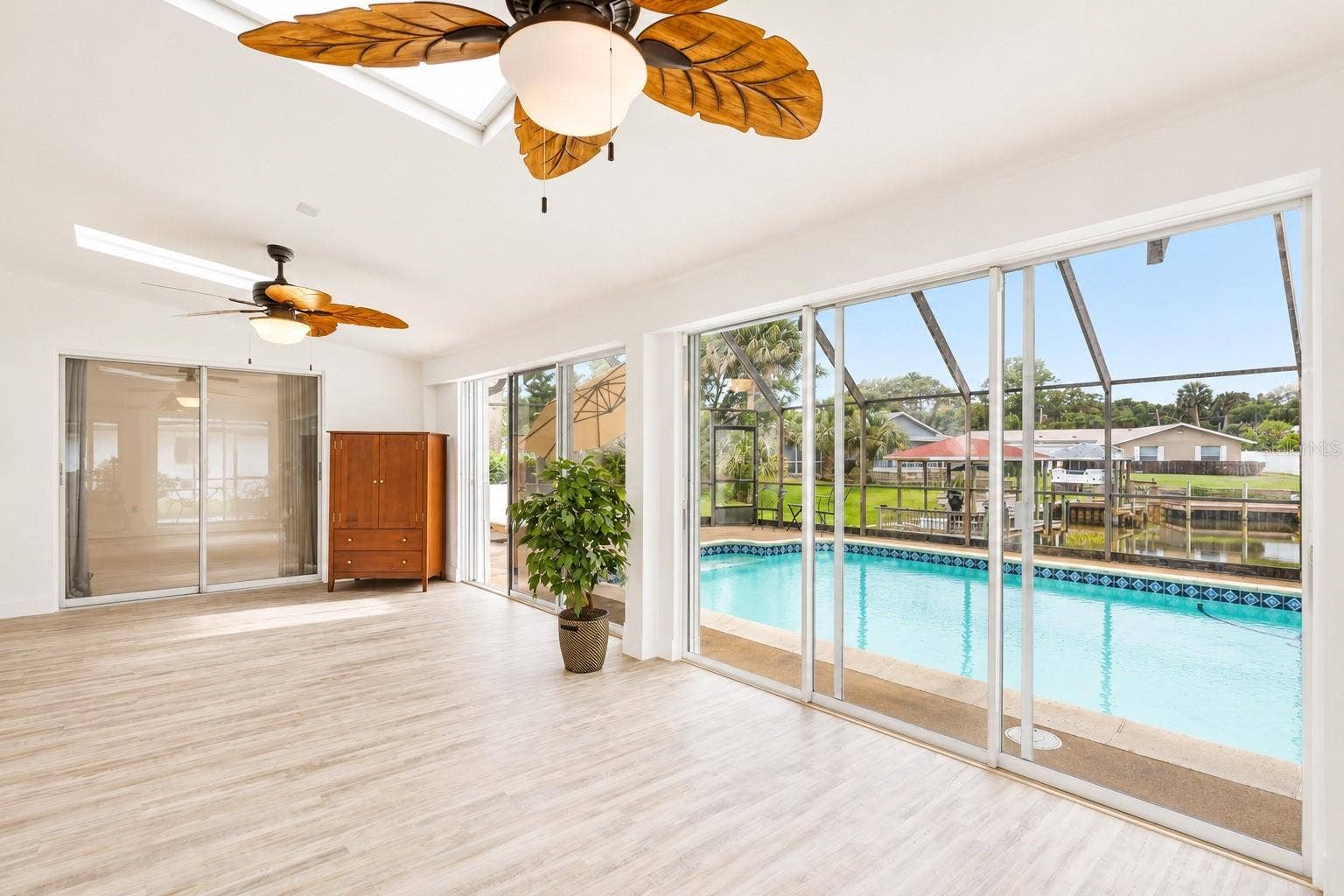31 FLEMING COURT, Palm Coast, FL 32137 31 FLEMING COURT, Palm Coast, FL 32137