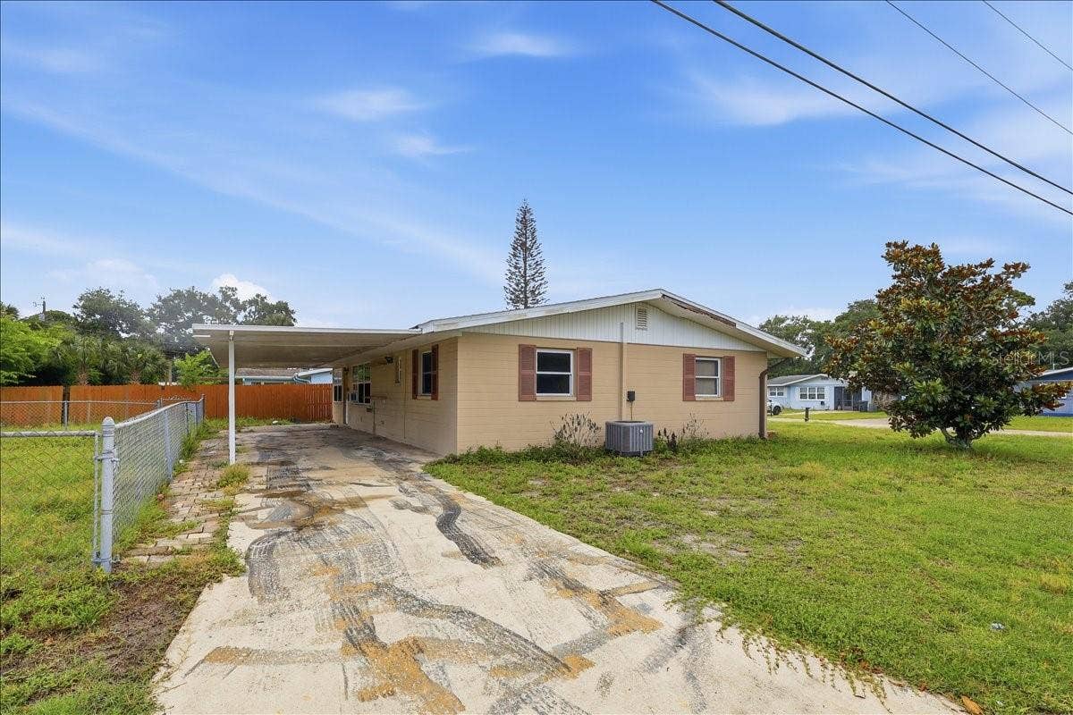 2605 YALE ROAD, South Daytona, FL 32119 2605 YALE ROAD, South Daytona, FL 32119