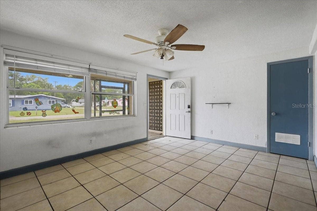 2605 YALE ROAD, South Daytona, FL 32119 2605 YALE ROAD, South Daytona, FL 32119