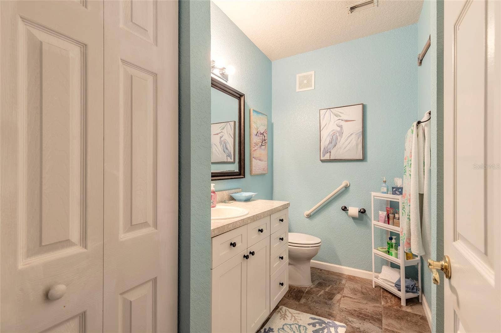 830 AIRPORT ROAD, #105, Port Orange, FL 32128 Primary bathroom