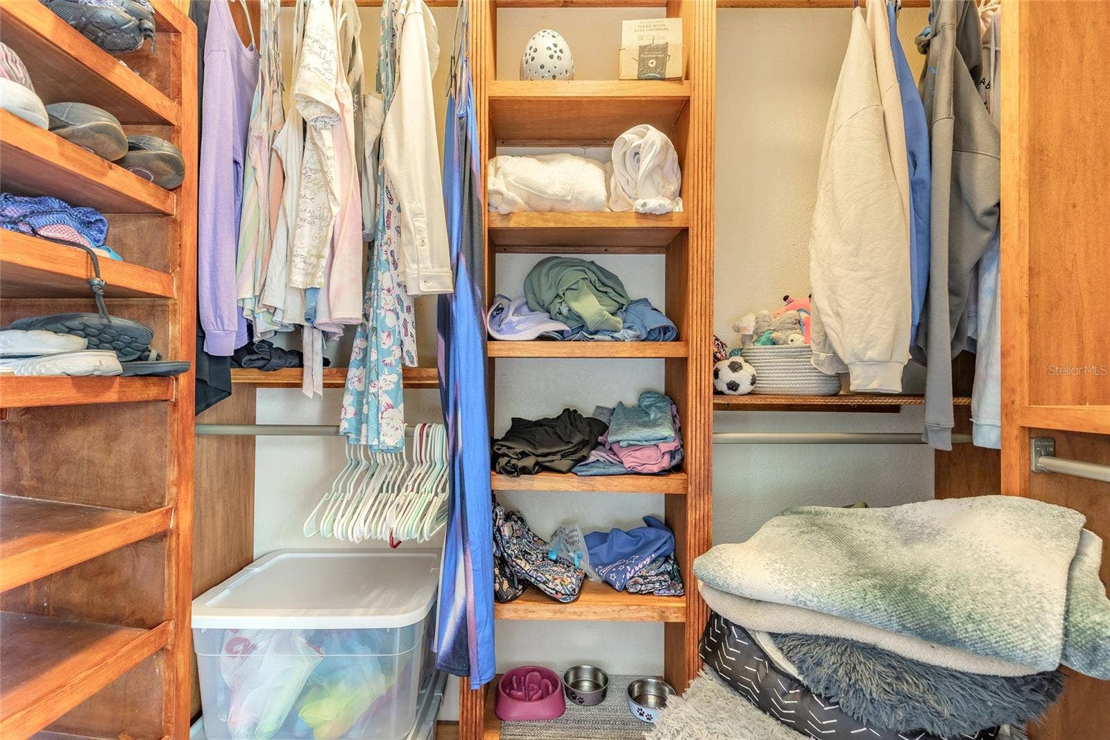 830 AIRPORT ROAD, #105, Port Orange, FL 32128 Walk in closet with built in shelves