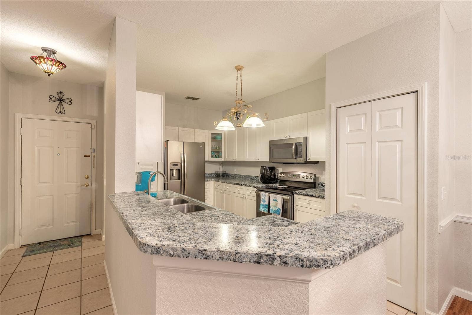 830 AIRPORT ROAD, #105, Port Orange, FL 32128 Good size upgraded kitchen