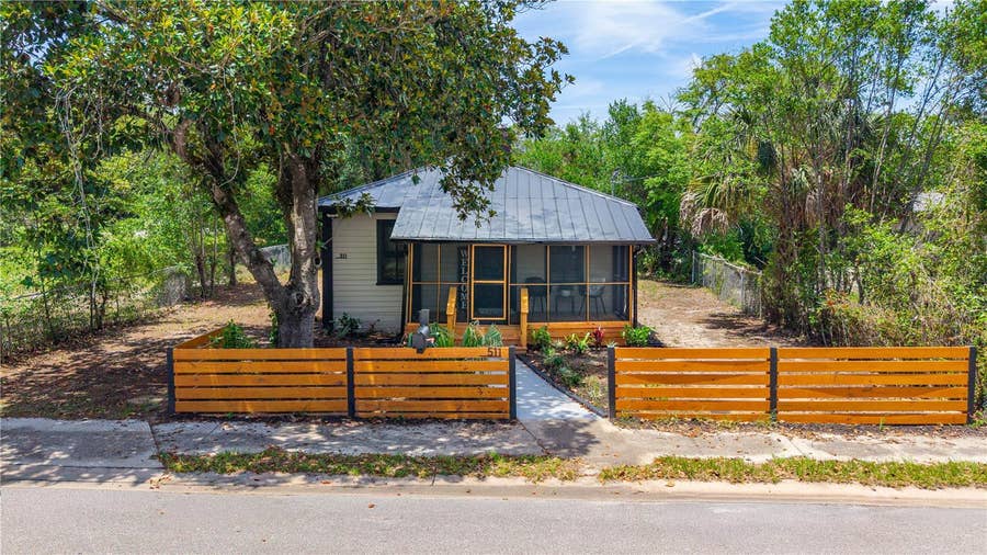Property photo for 511 W BARTLETT STREET, DeLand, FL