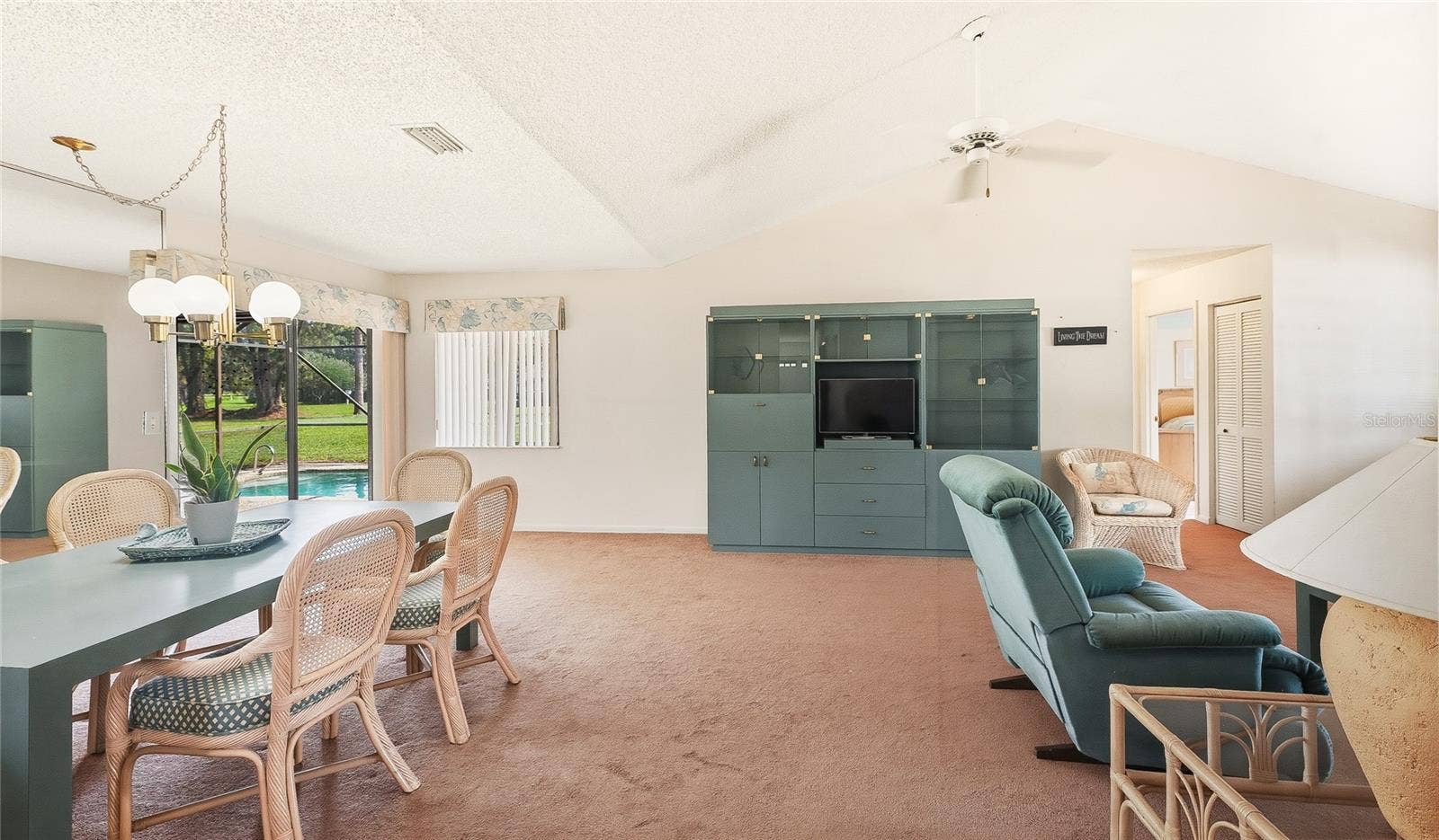 21 WEDGEWOOD LANE, Palm Coast, FL 32164