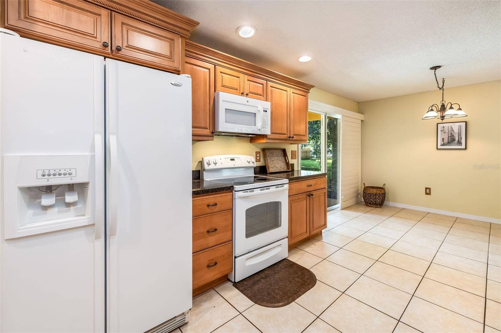 16 SLUMBER PATH, Palm Coast, FL 32164 Kitches