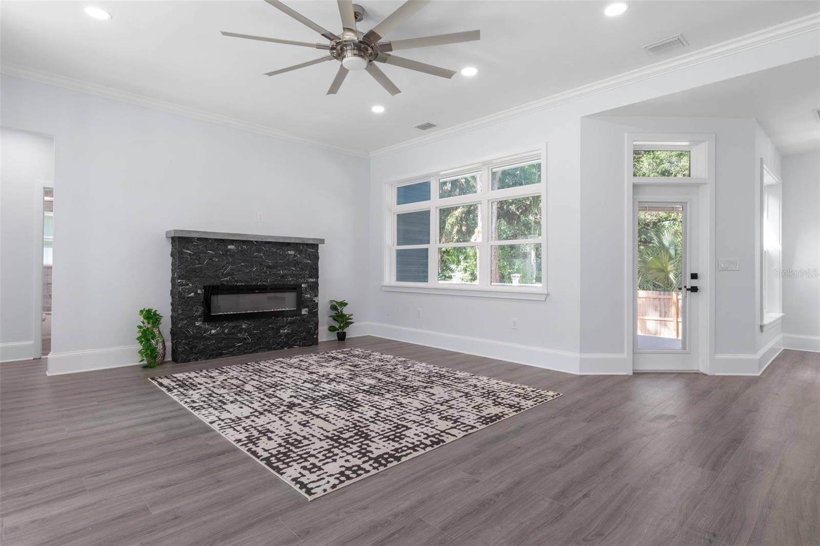 117 HERNANDEZ AVENUE, Palm Coast, FL 32137 117 HERNANDEZ AVENUE, Palm Coast, FL 32137